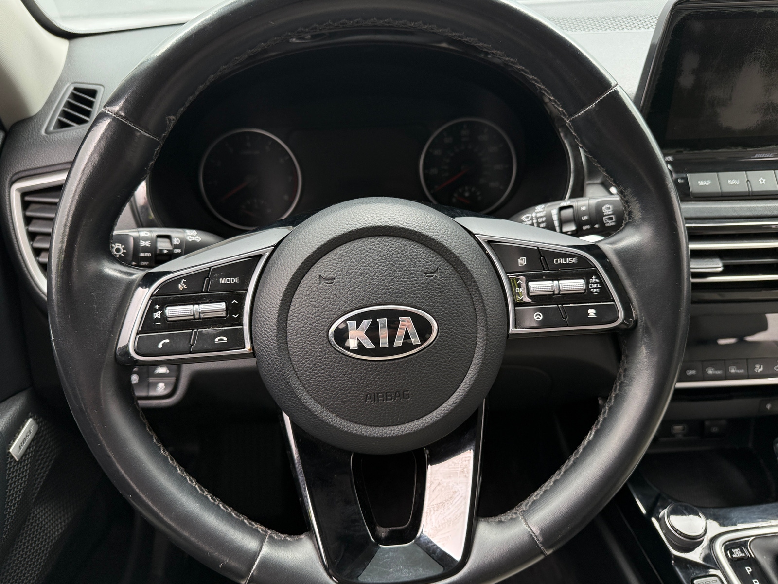 Thumbnail: 2021 Kia Seltos - 4