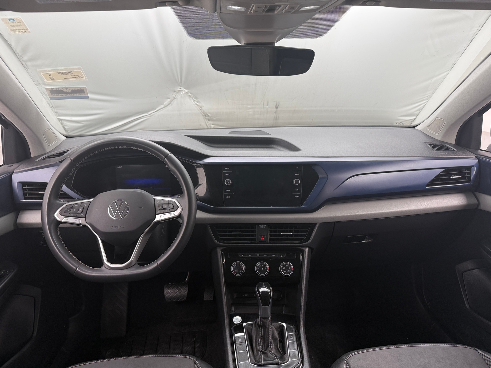 Thumbnail: 2023 Volkswagen Taos - 2