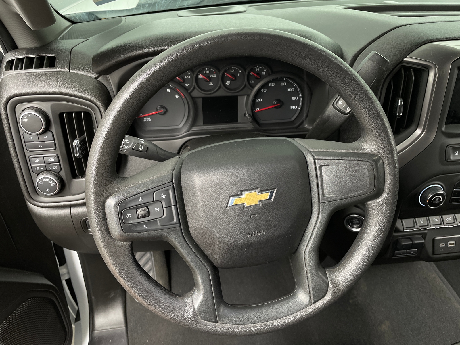 Thumbnail: 2025 Chevrolet Silverado 2500 - 5
