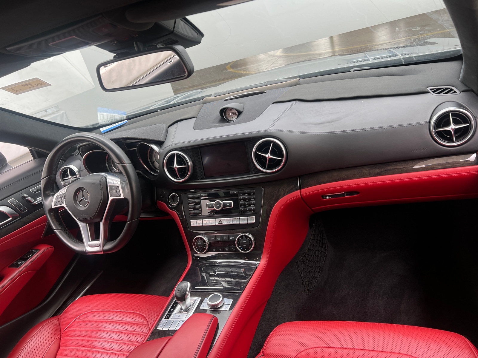 Thumbnail: 2015 Mercedes-Benz SL-Class - 2