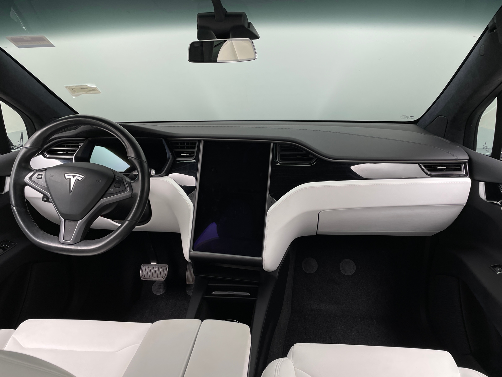 Thumbnail: 2019 Tesla Model X - 2