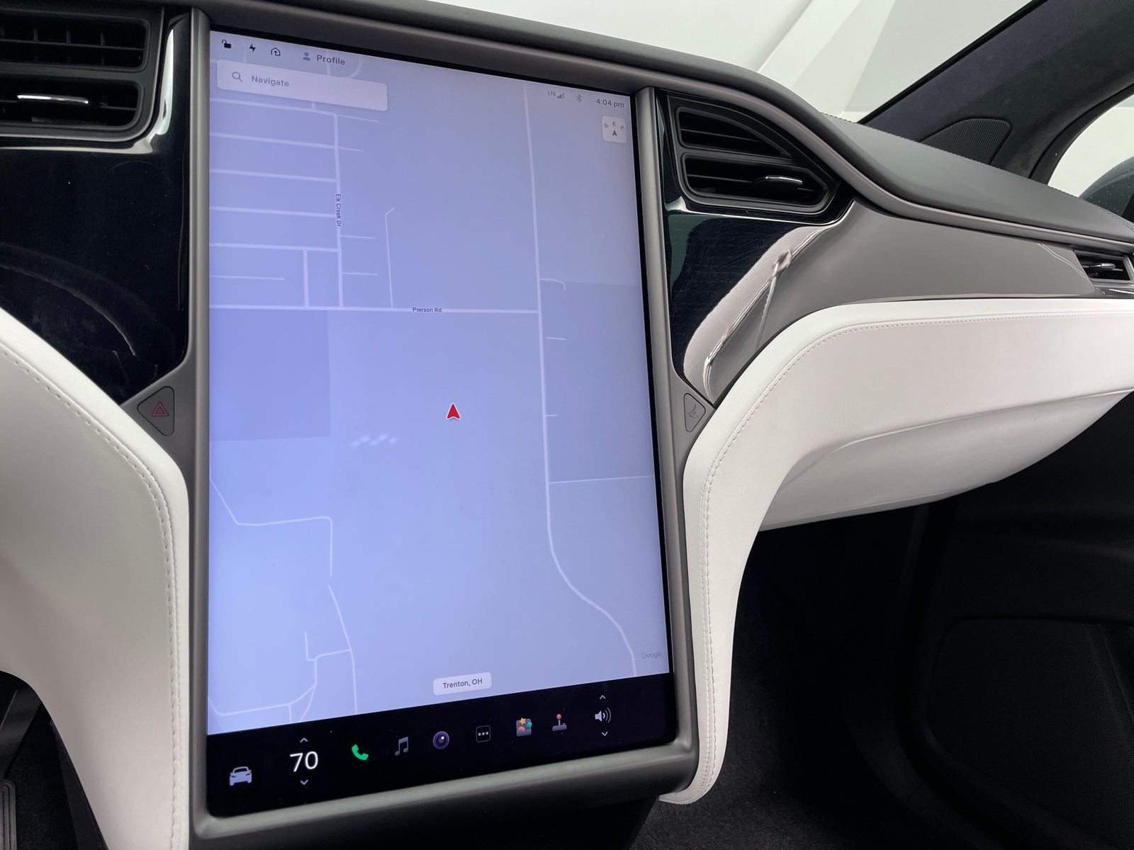 Thumbnail: 2019 Tesla Model X - 3