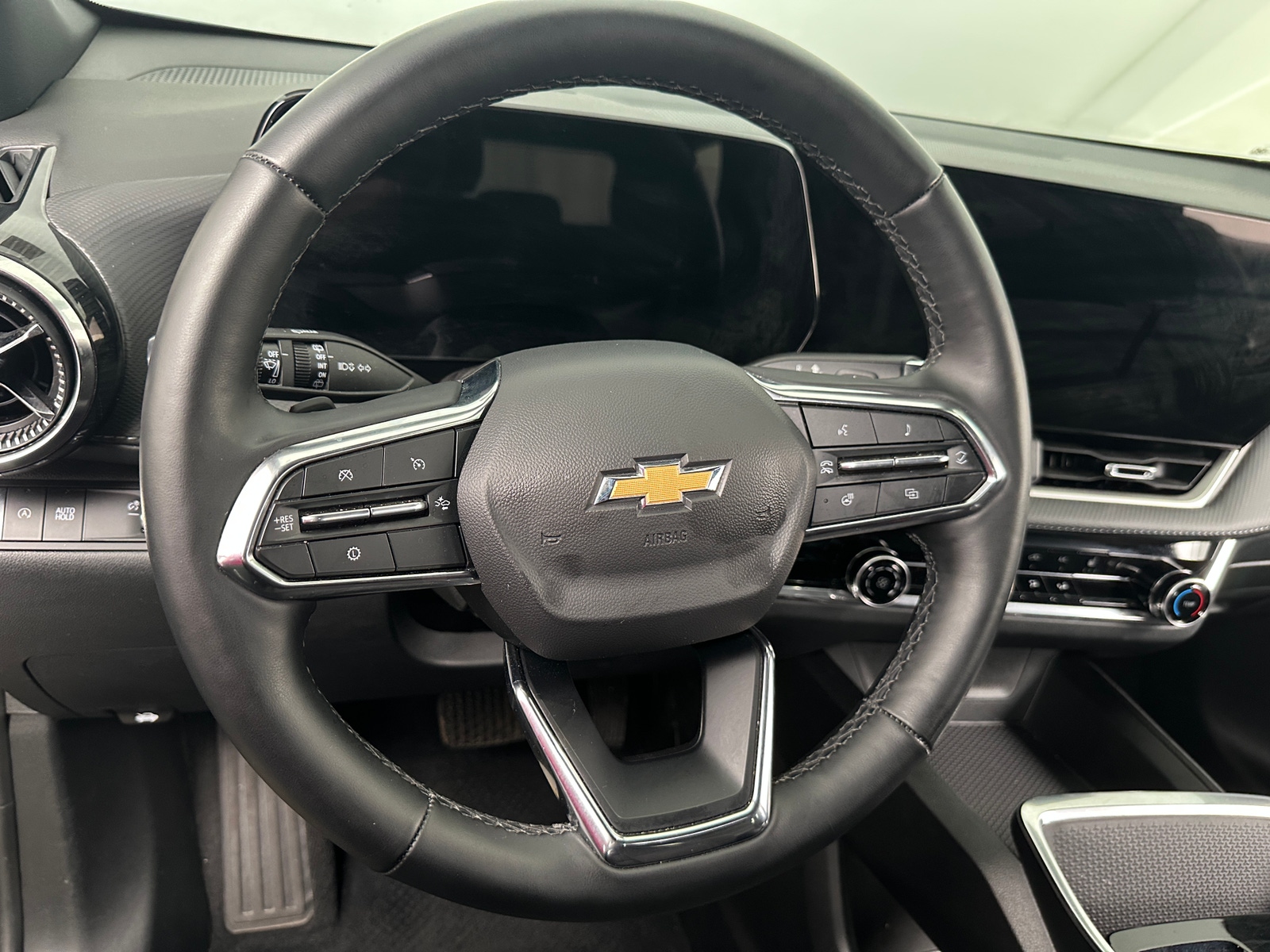 Thumbnail: 2025 Chevrolet Equinox - 5