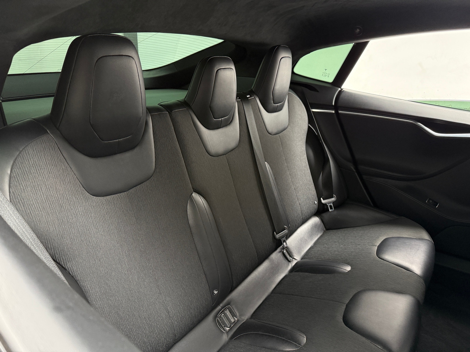 Thumbnail: 2016 Tesla Model S - 6