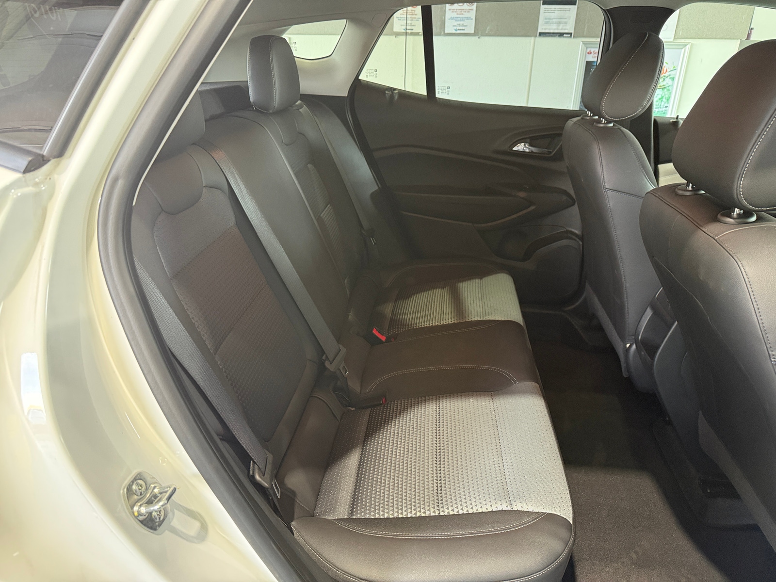 Thumbnail: 2025 Chevrolet Trax - 6