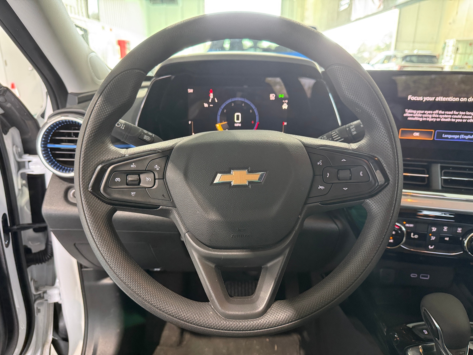 Thumbnail: 2025 Chevrolet Trax - 5