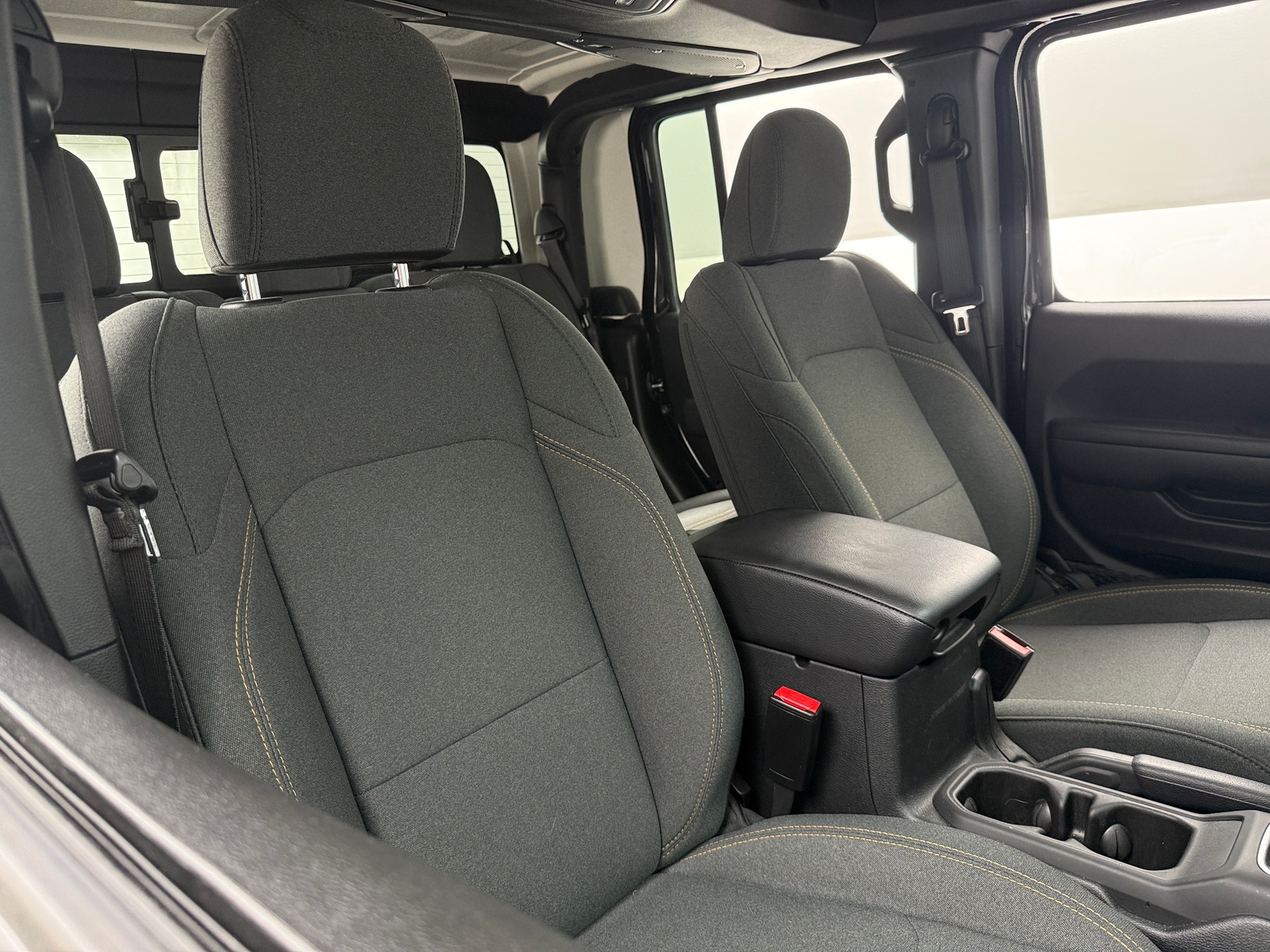 Thumbnail: 2025 Jeep Gladiator - 2