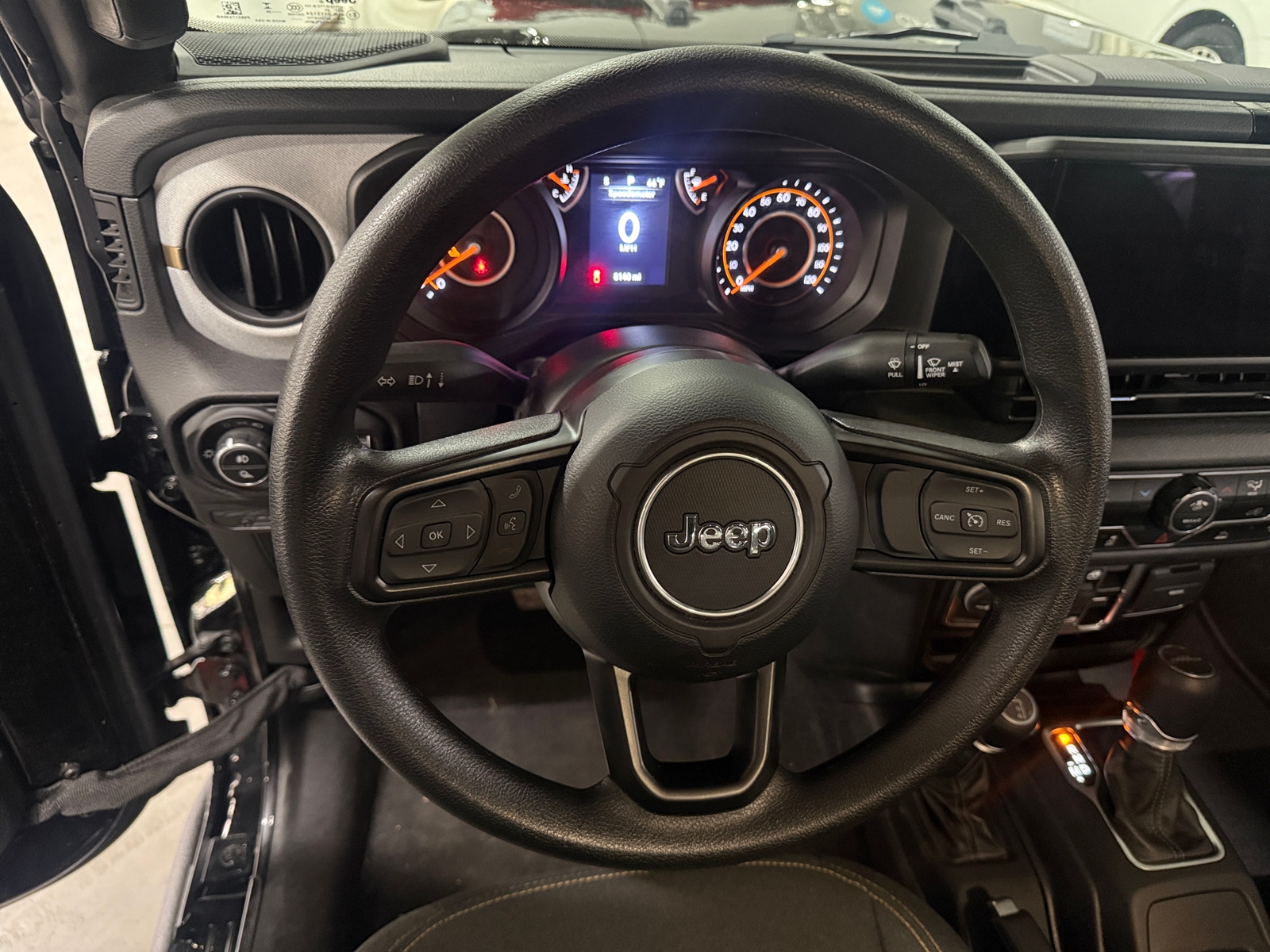 Thumbnail: 2025 Jeep Gladiator - 5