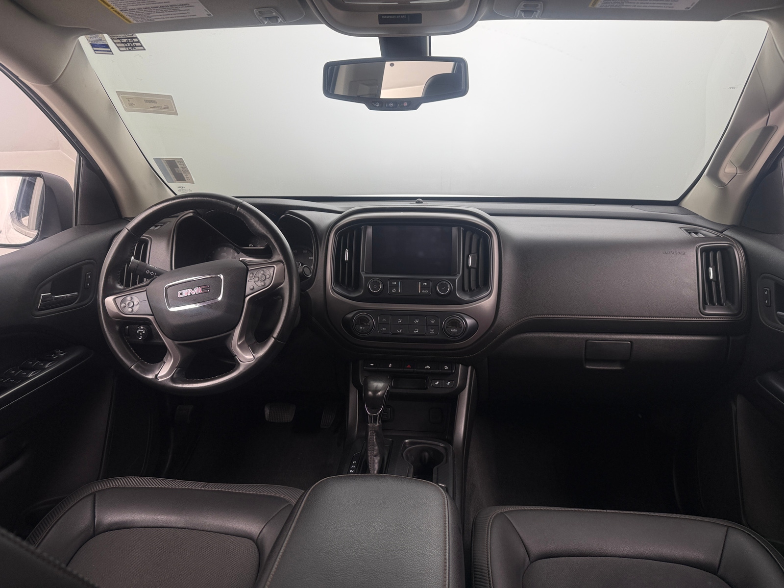 Thumbnail: 2022 GMC Canyon - 3