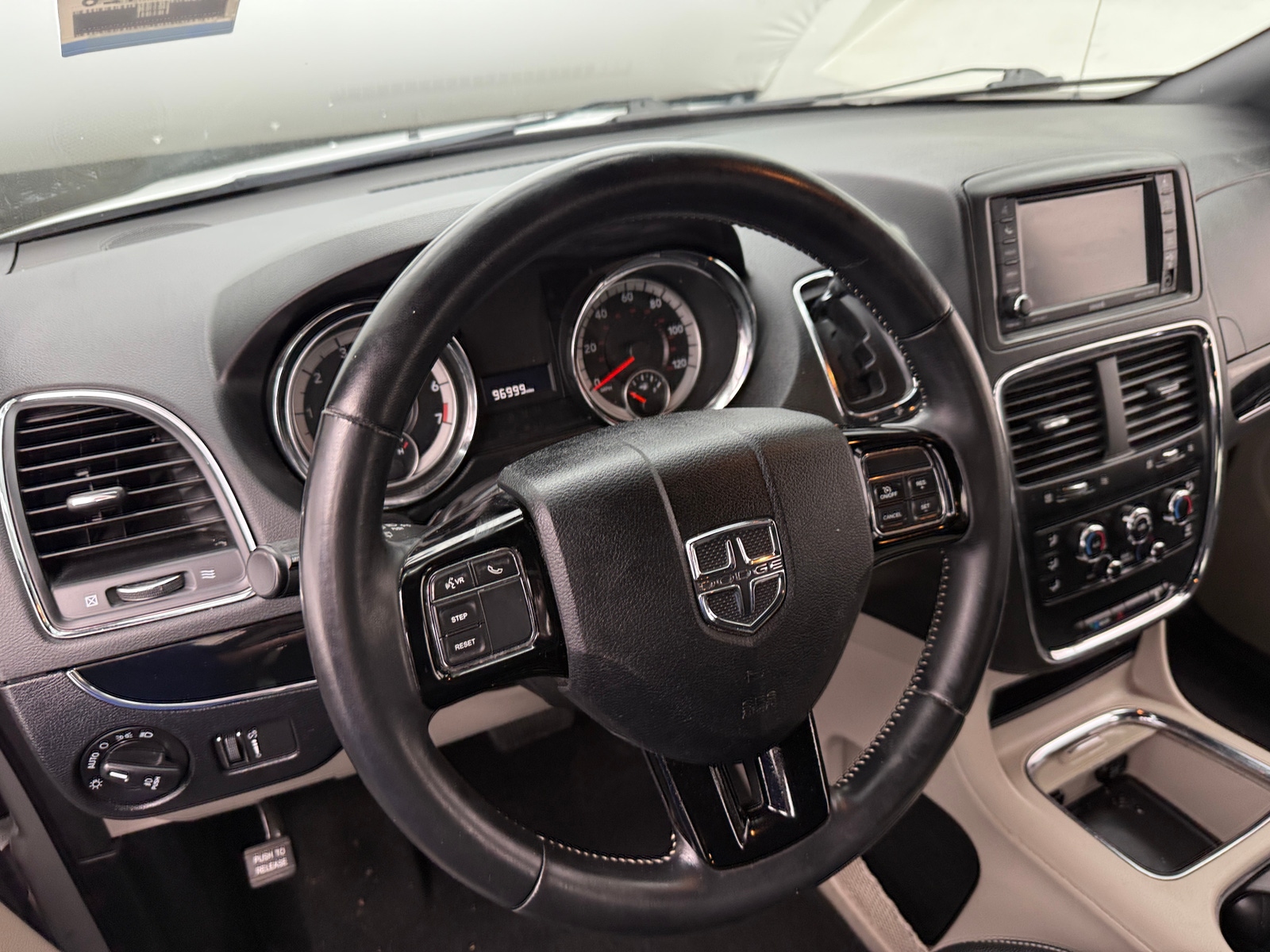 Thumbnail: 2019 Dodge Grand Caravan - 5