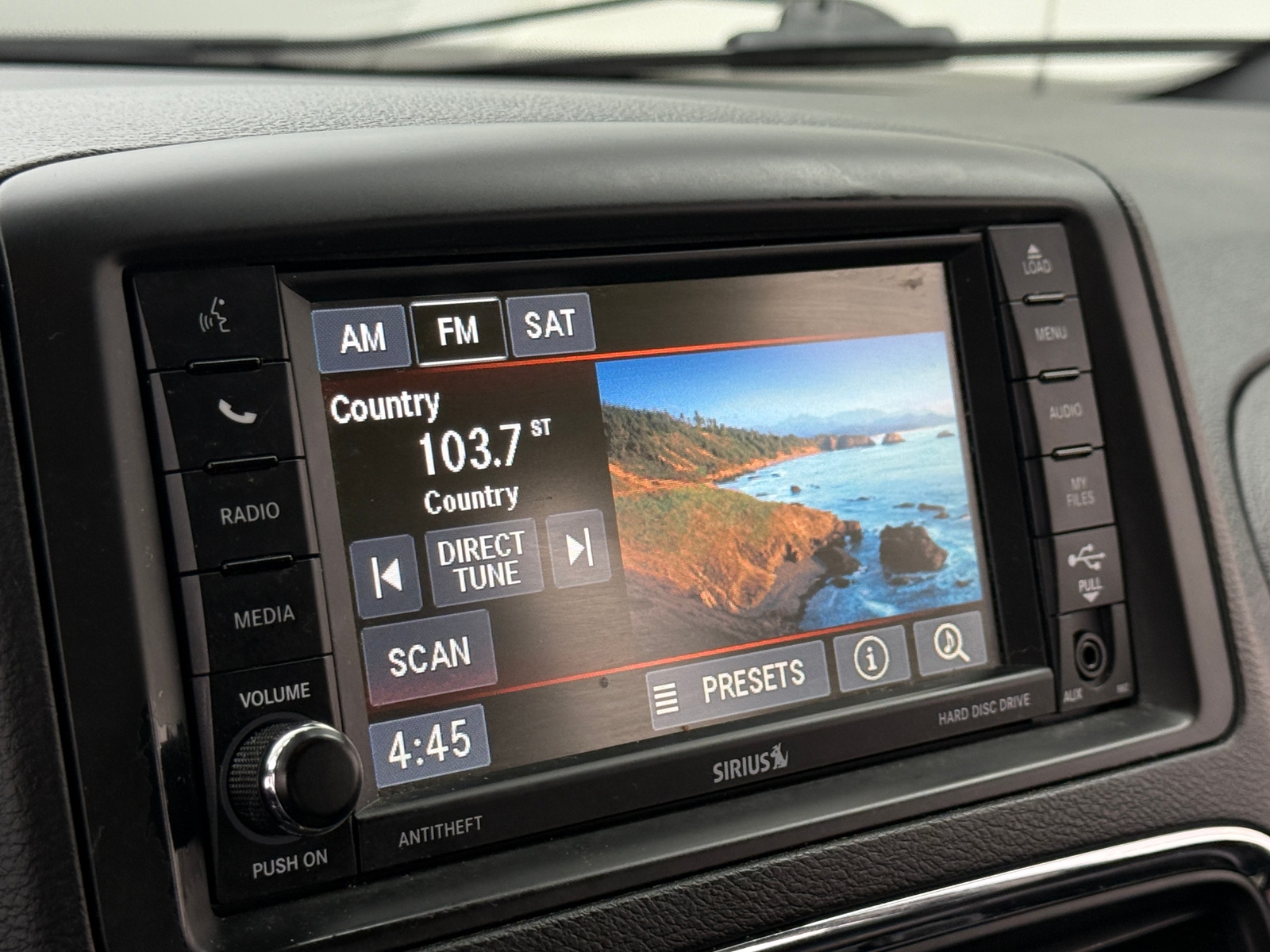 Thumbnail: 2019 Dodge Grand Caravan - 4