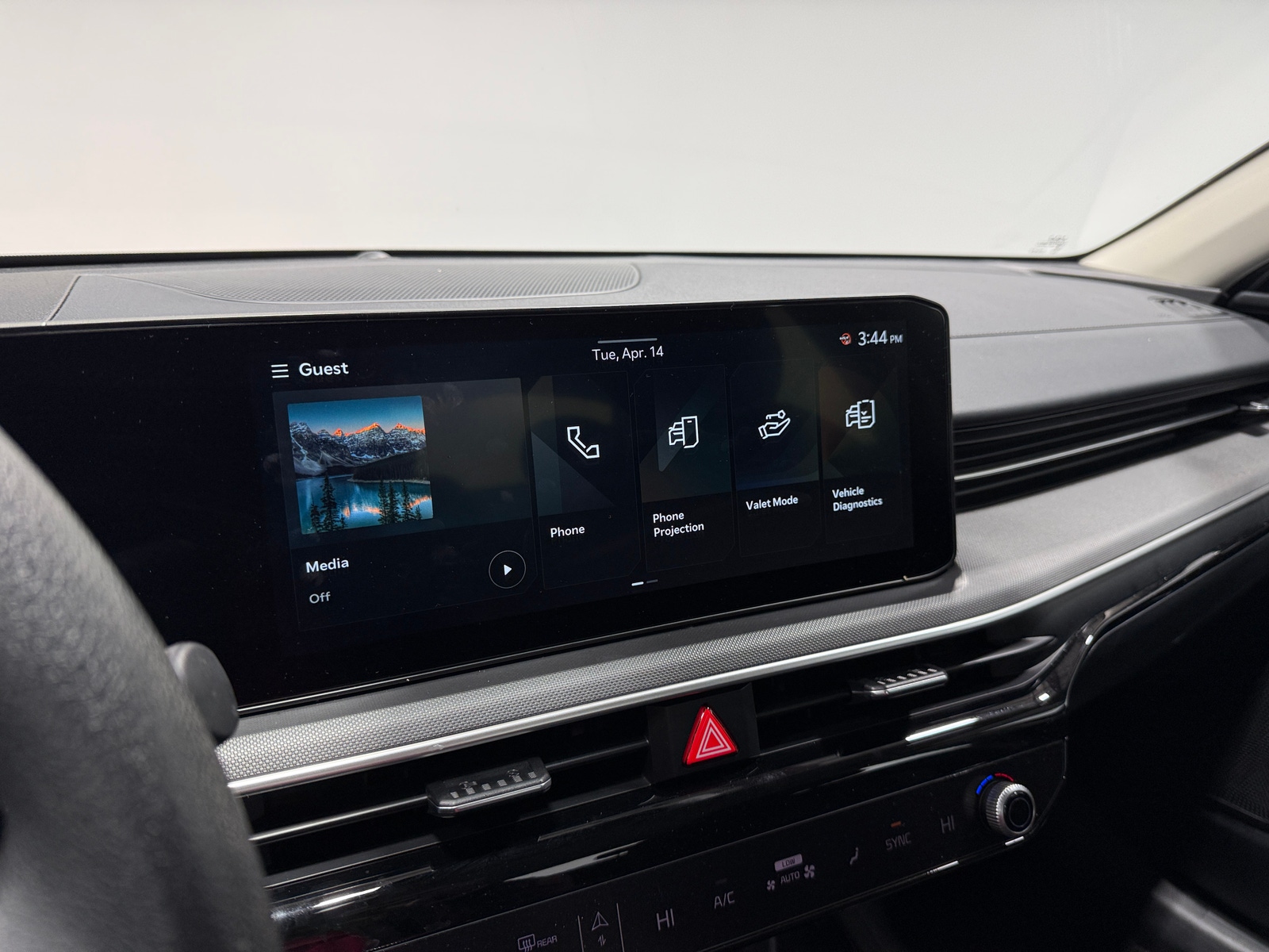 Thumbnail: 2025 Kia K5 - 4