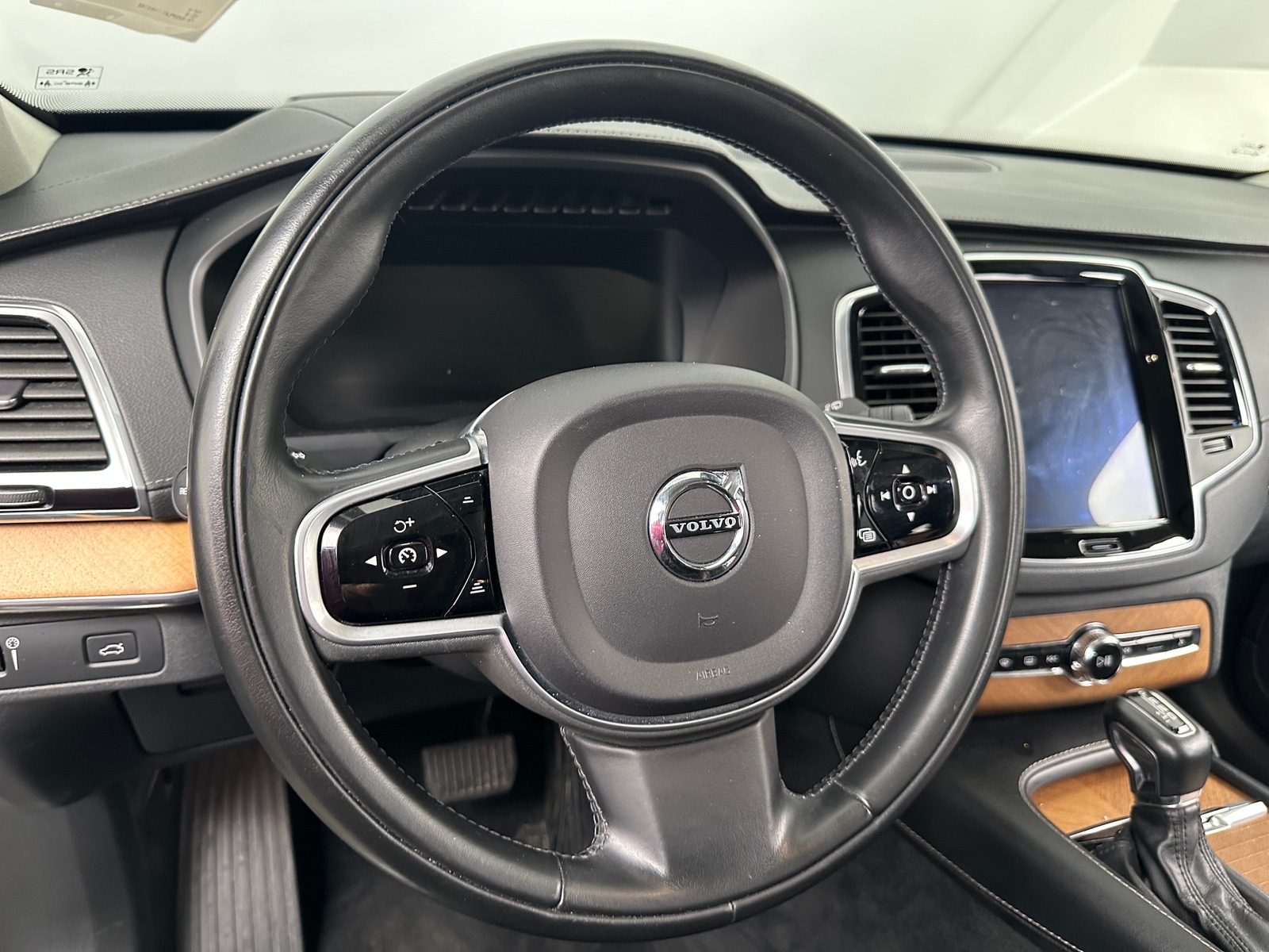 Thumbnail: 2019 Volvo XC90 - 4