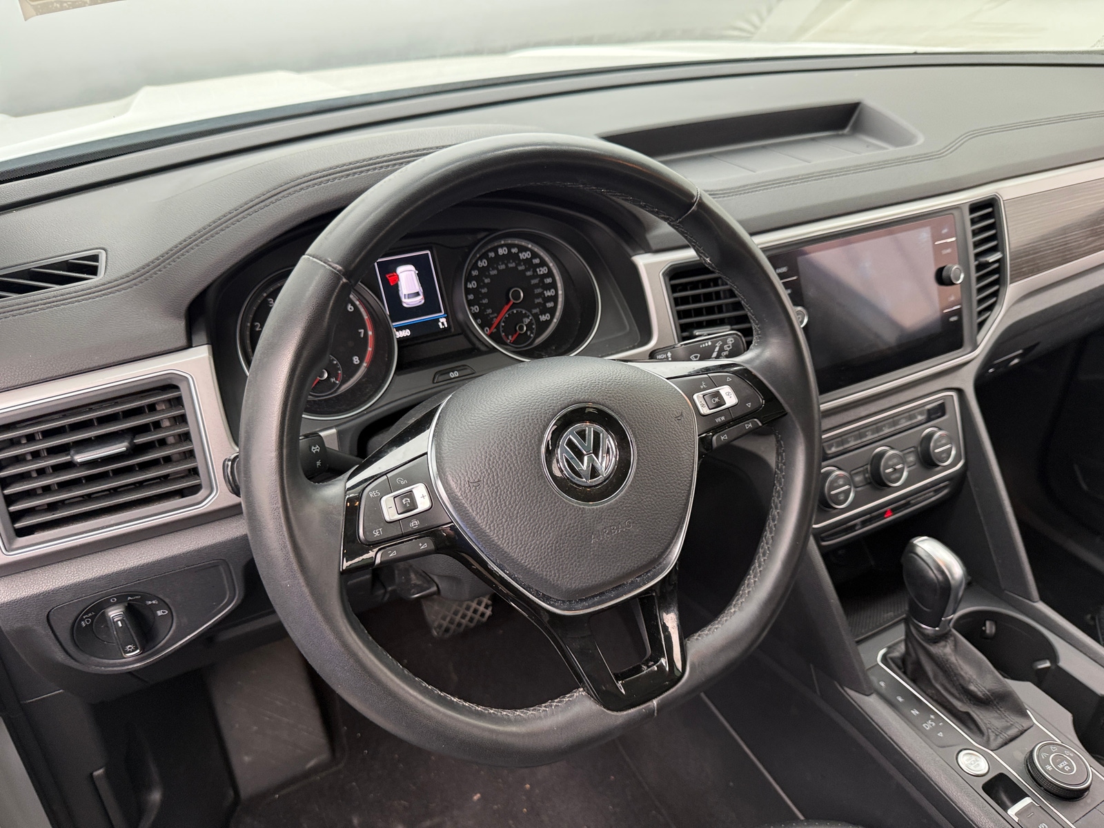 Thumbnail: 2019 Volkswagen Atlas - 4