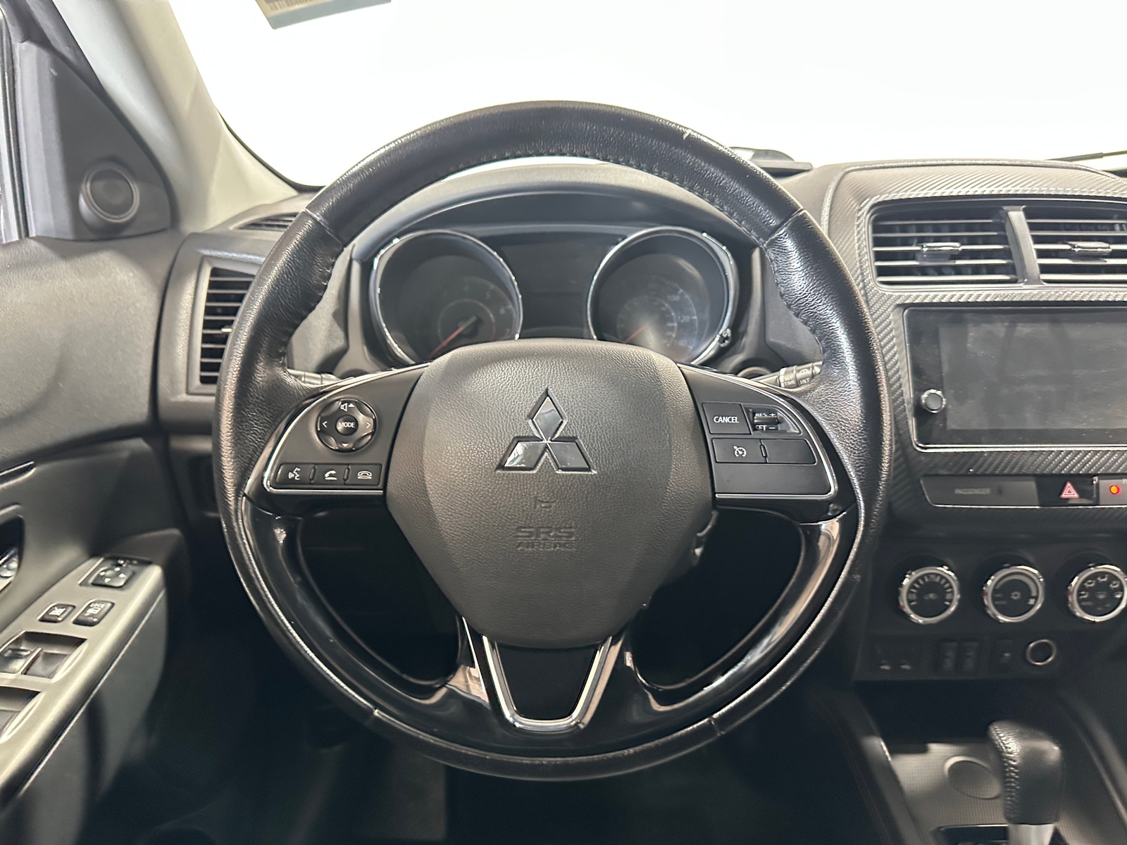Thumbnail: 2018 Mitsubishi Outlander Sport - 5