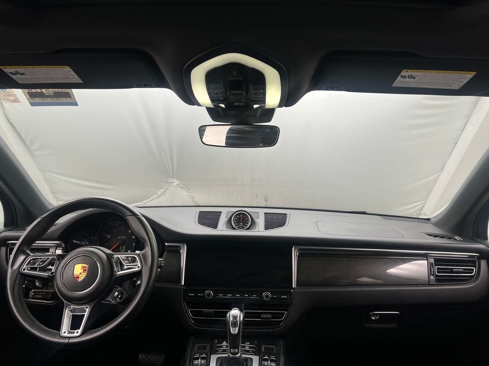 Thumbnail: 2021 Porsche Macan - 2