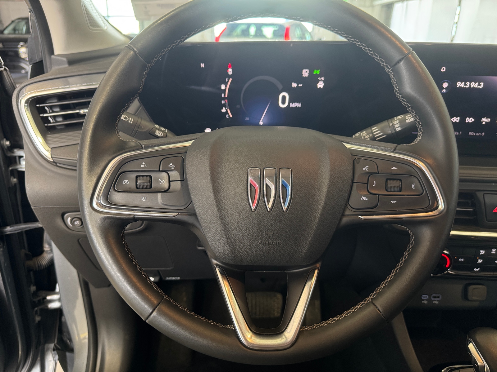 Thumbnail: 2025 Buick Encore GX - 4