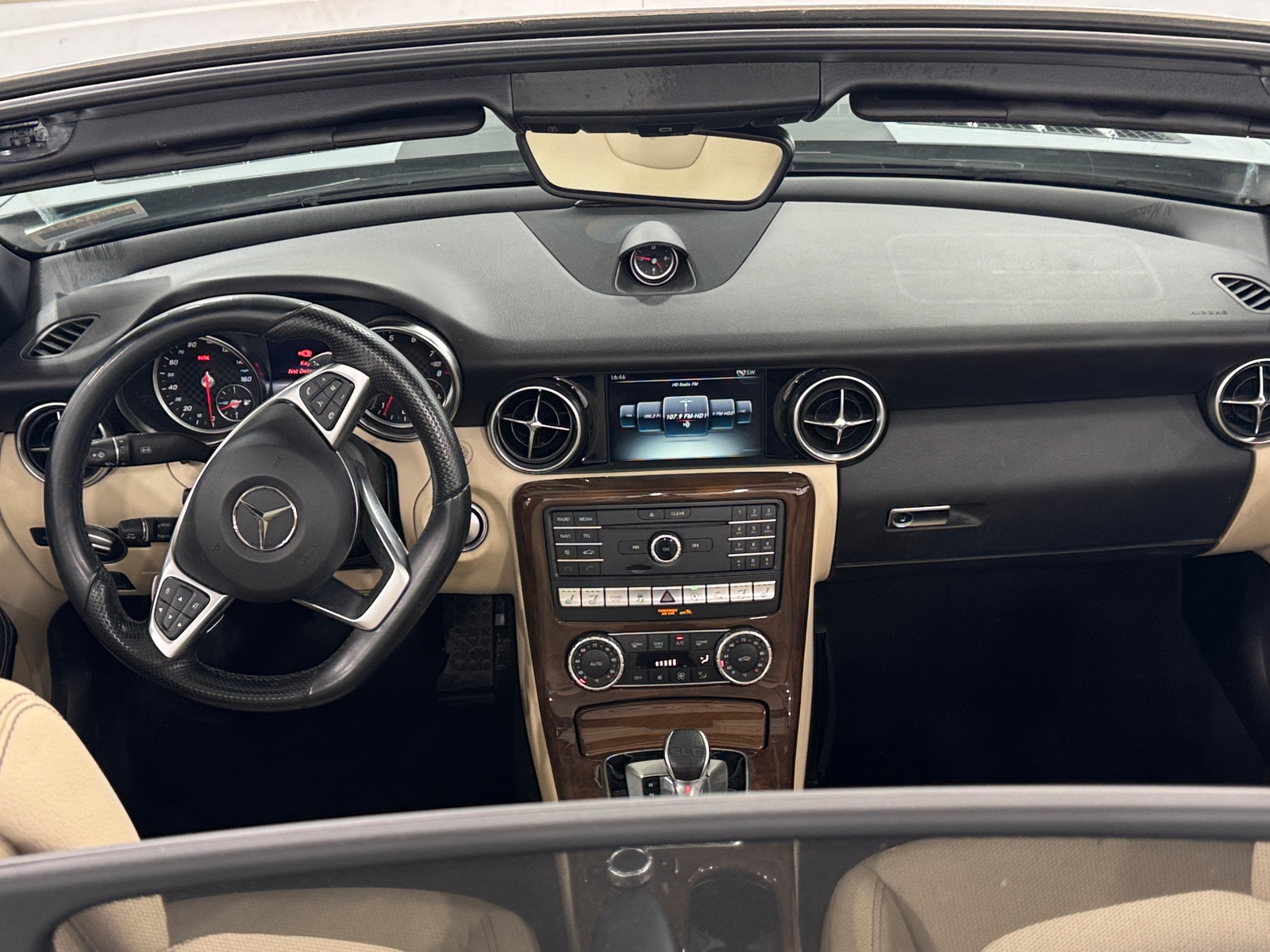 Thumbnail: 2017 Mercedes-Benz SLC - 2