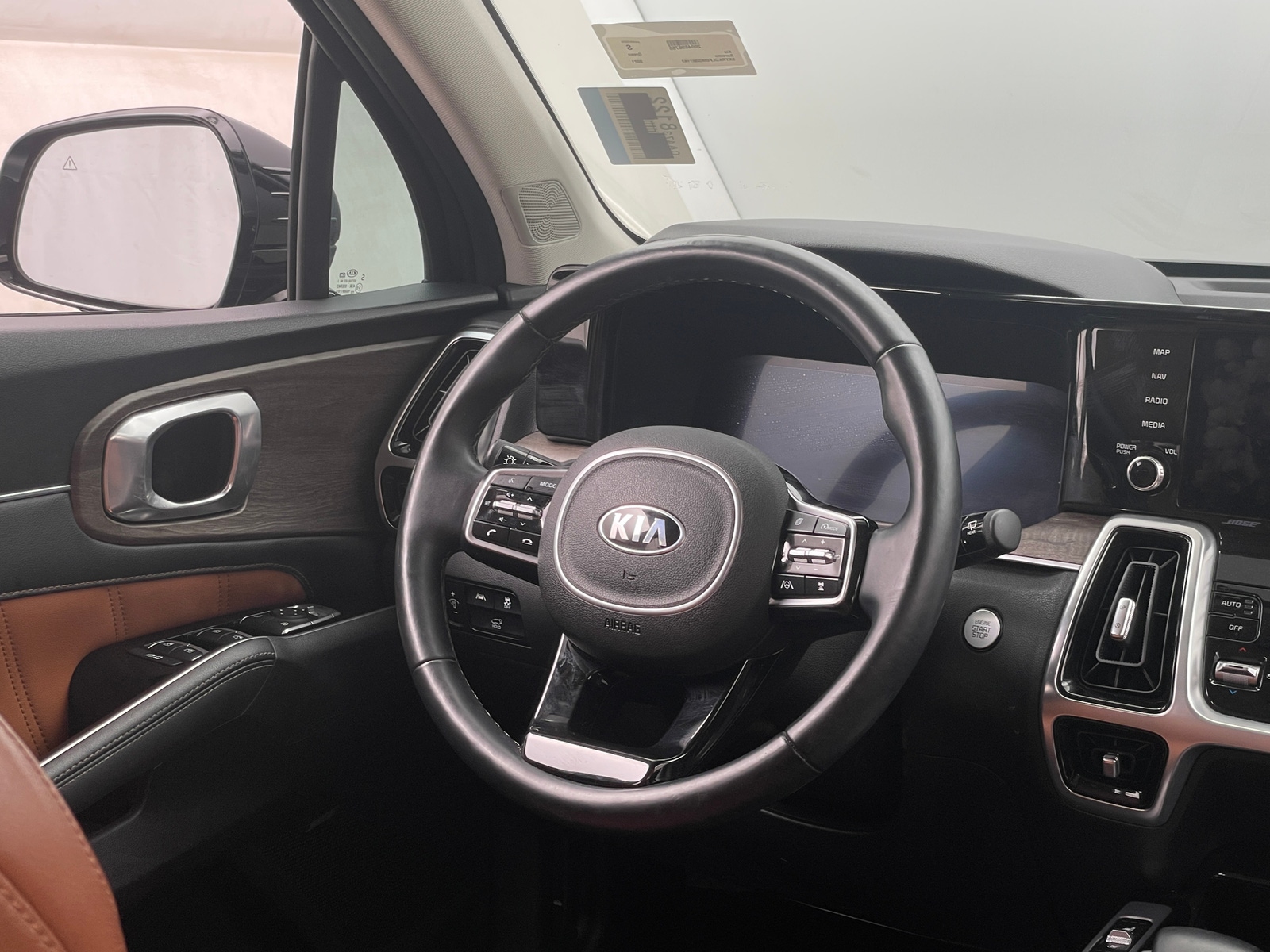 Thumbnail: 2021 Kia Sorento - 4