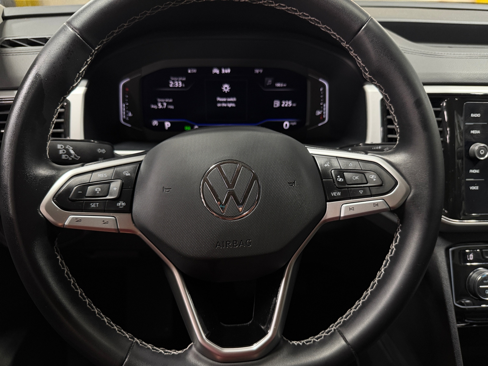 Thumbnail: 2022 Volkswagen Atlas - 4