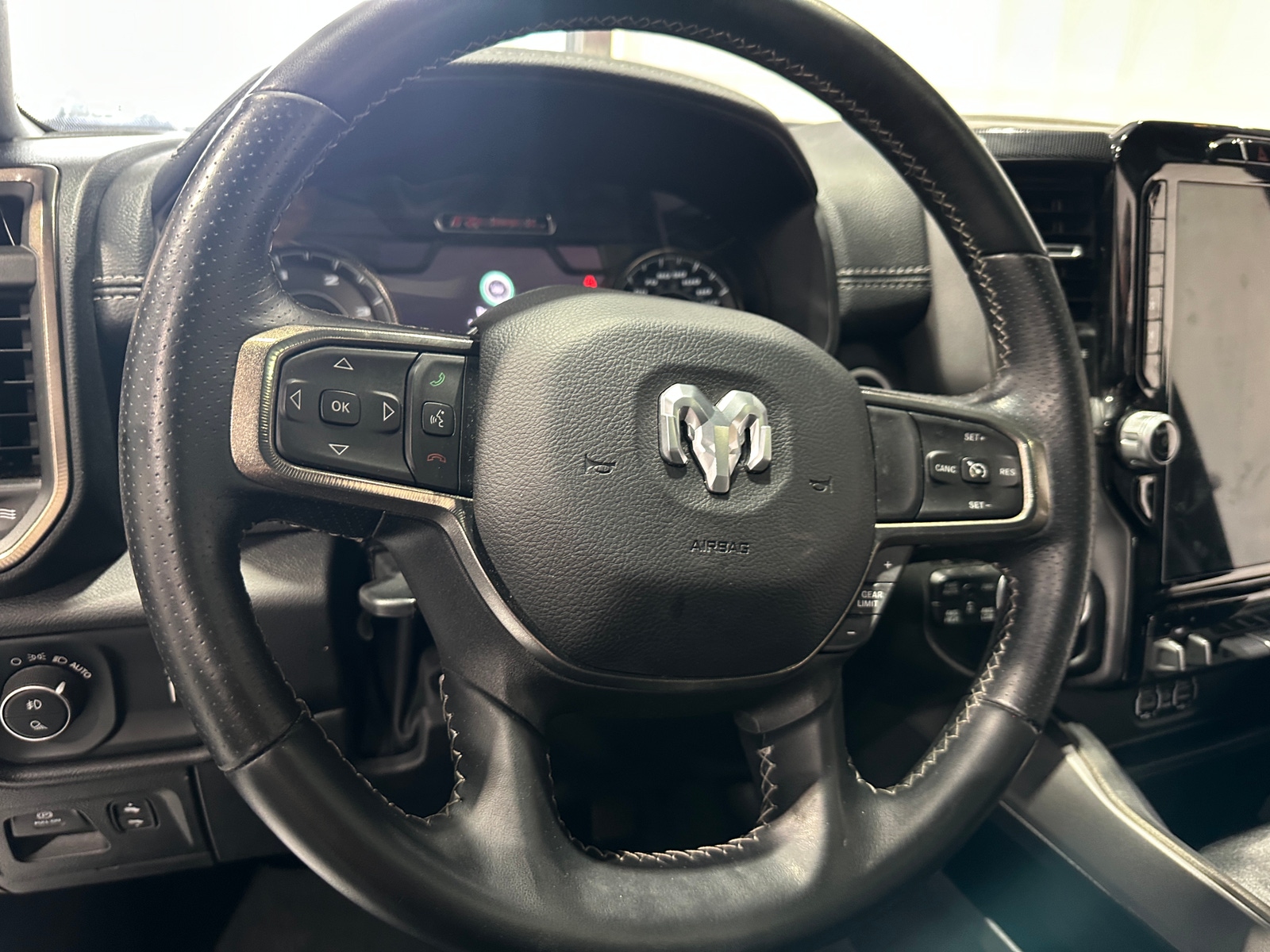 Thumbnail: 2022 RAM 1500 - 4