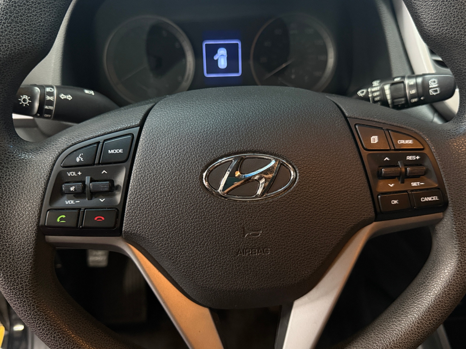 Thumbnail: 2017 Hyundai Tucson - 5