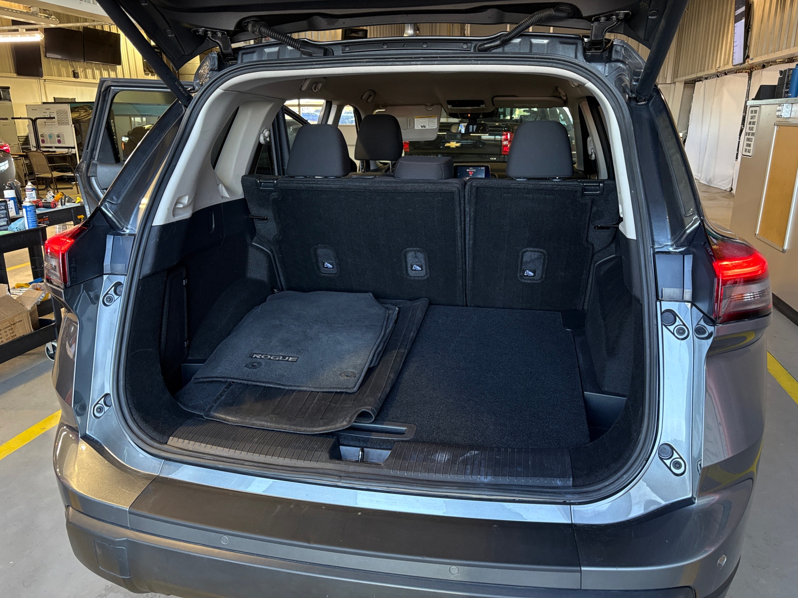 Thumbnail: 2025 Nissan Rogue - 7