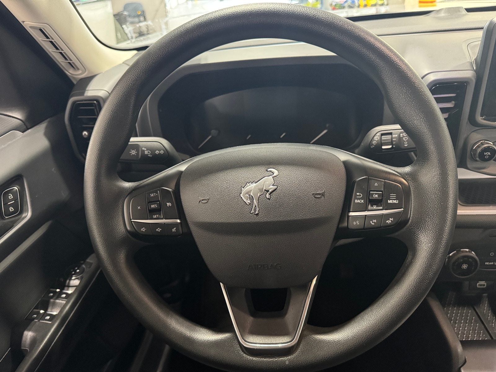 Thumbnail: 2023 Ford Bronco Sport - 5