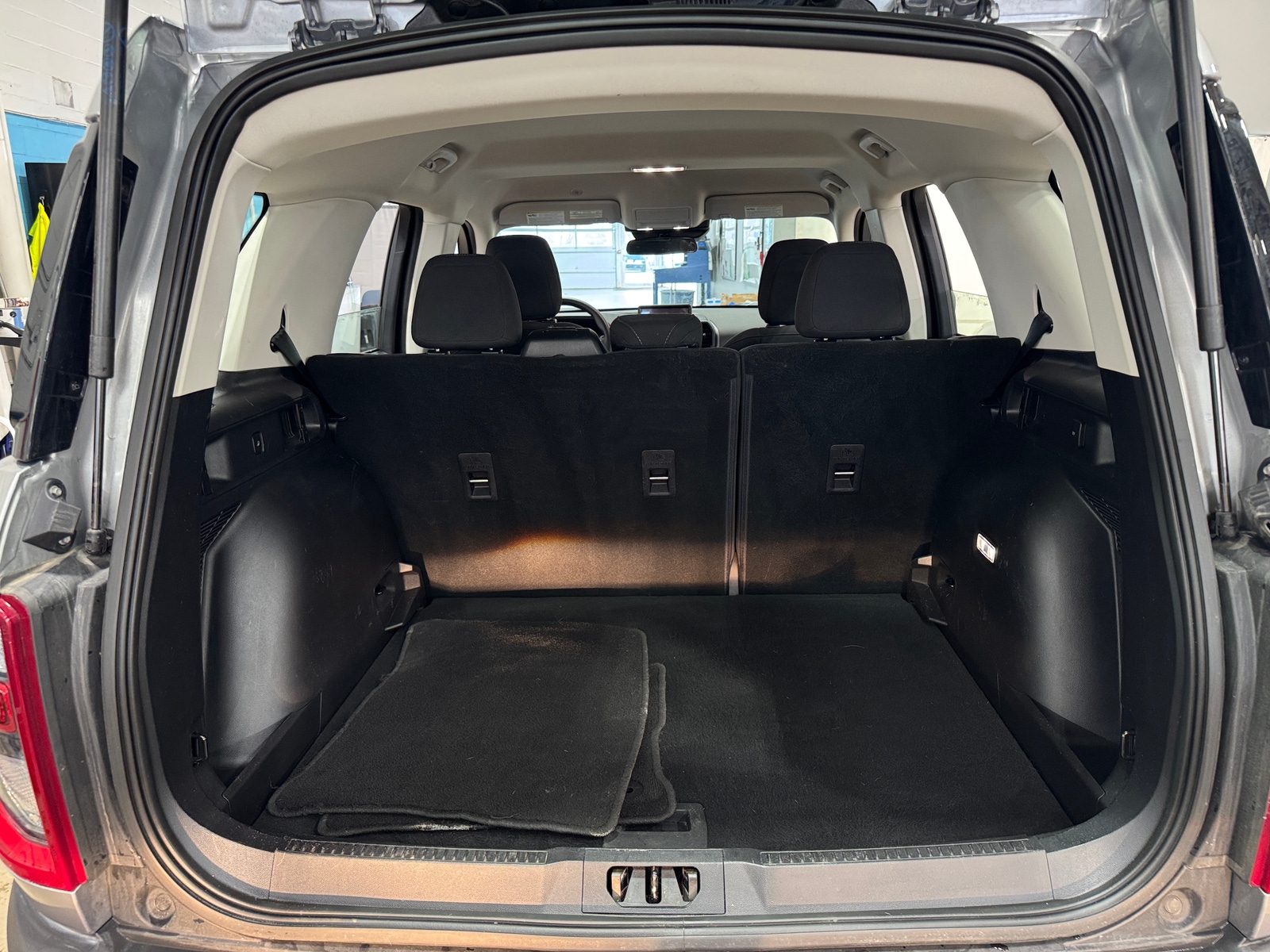 Thumbnail: 2023 Ford Bronco Sport - 7