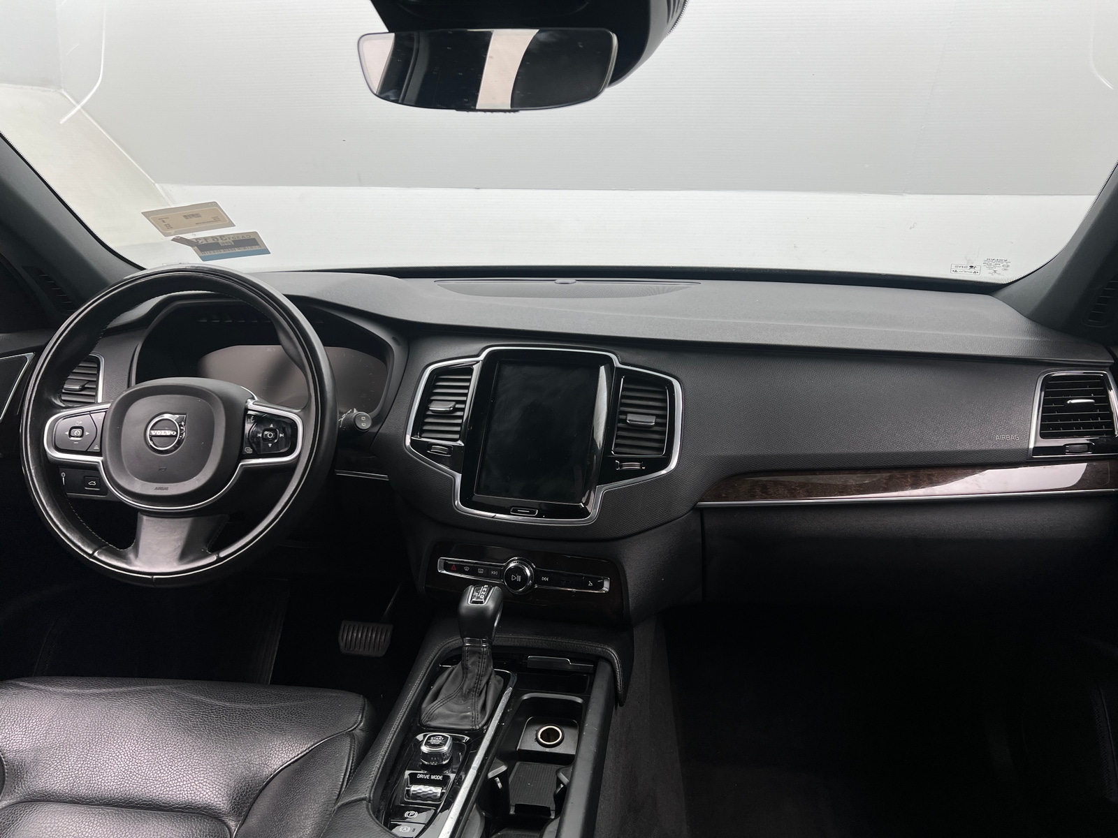 Thumbnail: 2018 Volvo XC90 - 2