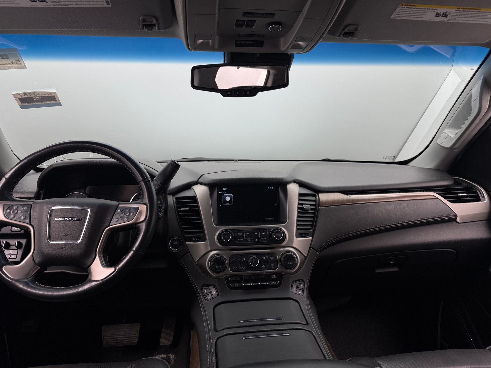 Thumbnail: 2019 GMC Yukon XL - 2