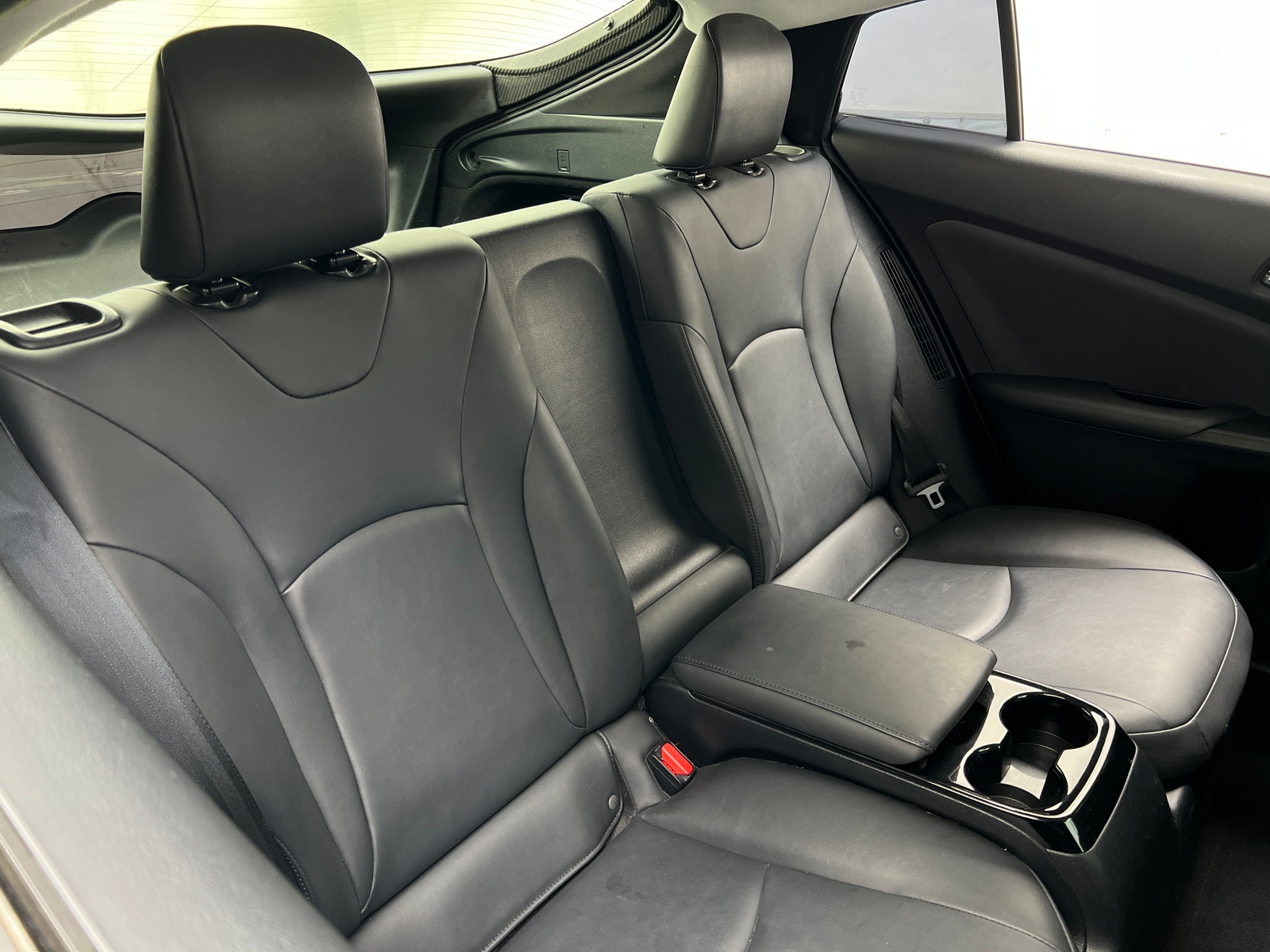 Thumbnail: 2017 Toyota Prius Prime - 6