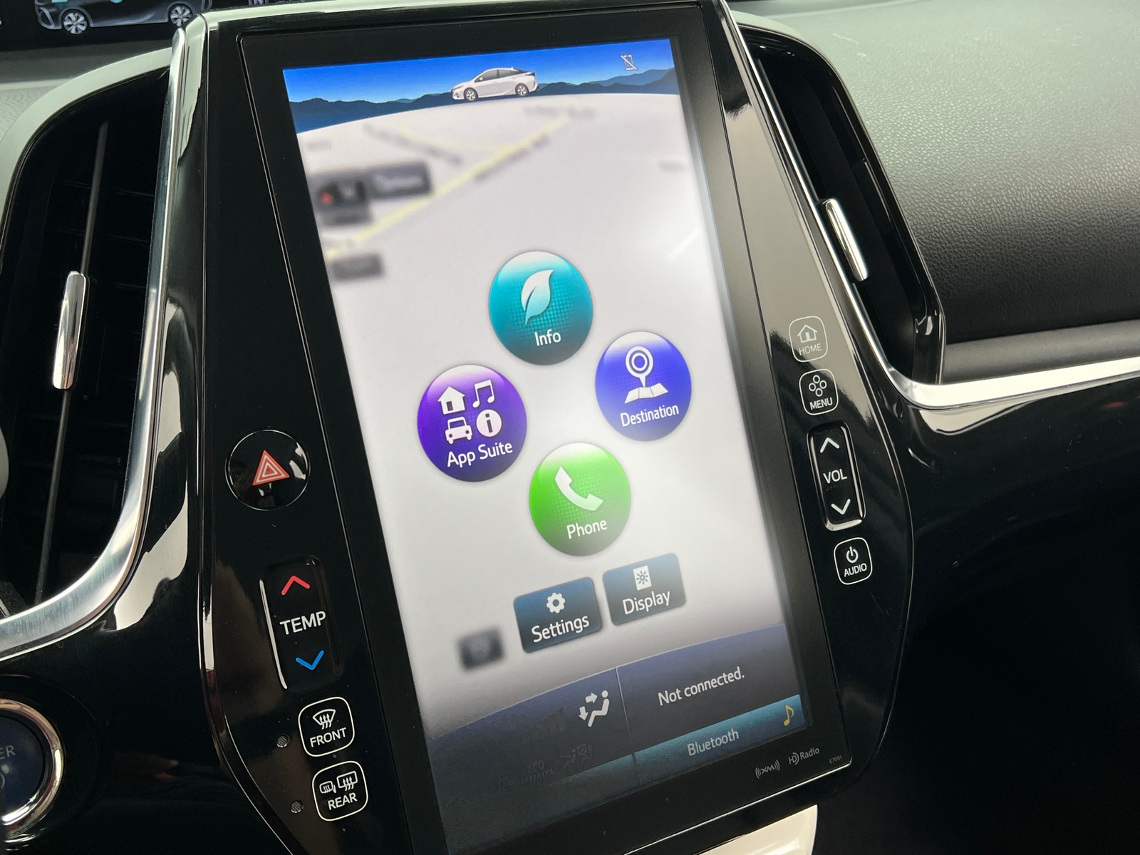 Thumbnail: 2017 Toyota Prius Prime - 4