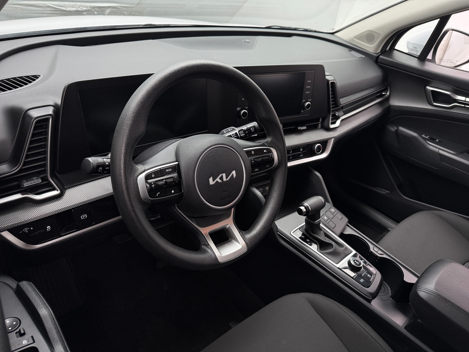 Thumbnail: 2025 Kia Sportage - 5