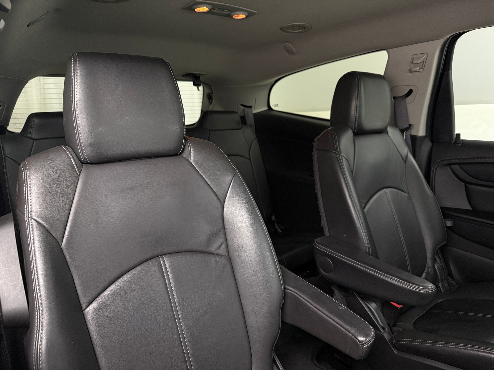 Thumbnail: 2015 Chevrolet Traverse - 6