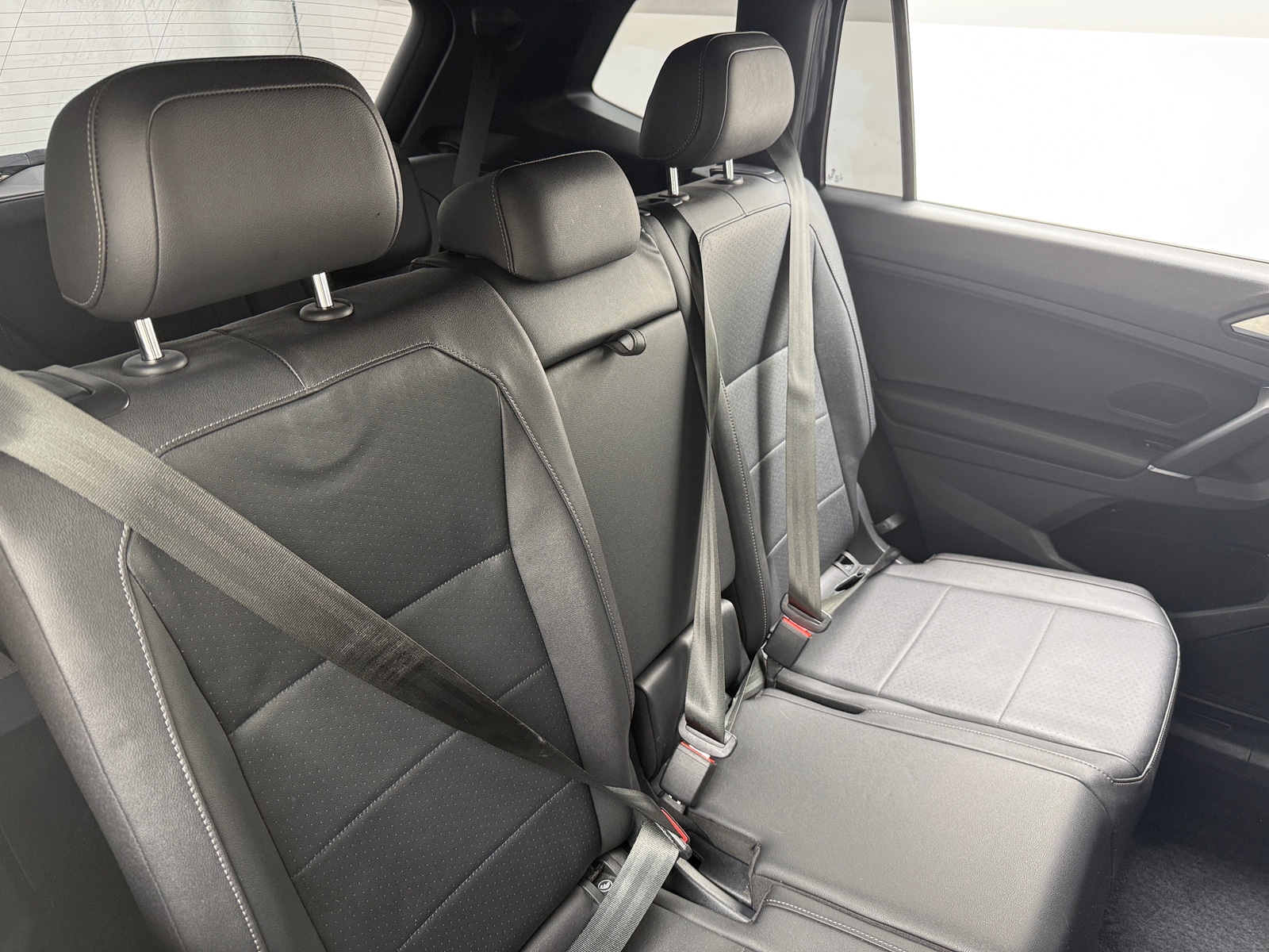 Thumbnail: 2020 Volkswagen Tiguan - 5