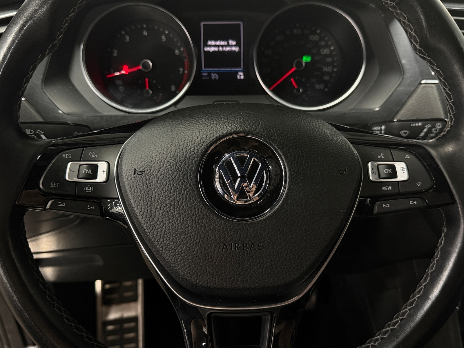 Thumbnail: 2020 Volkswagen Tiguan - 4