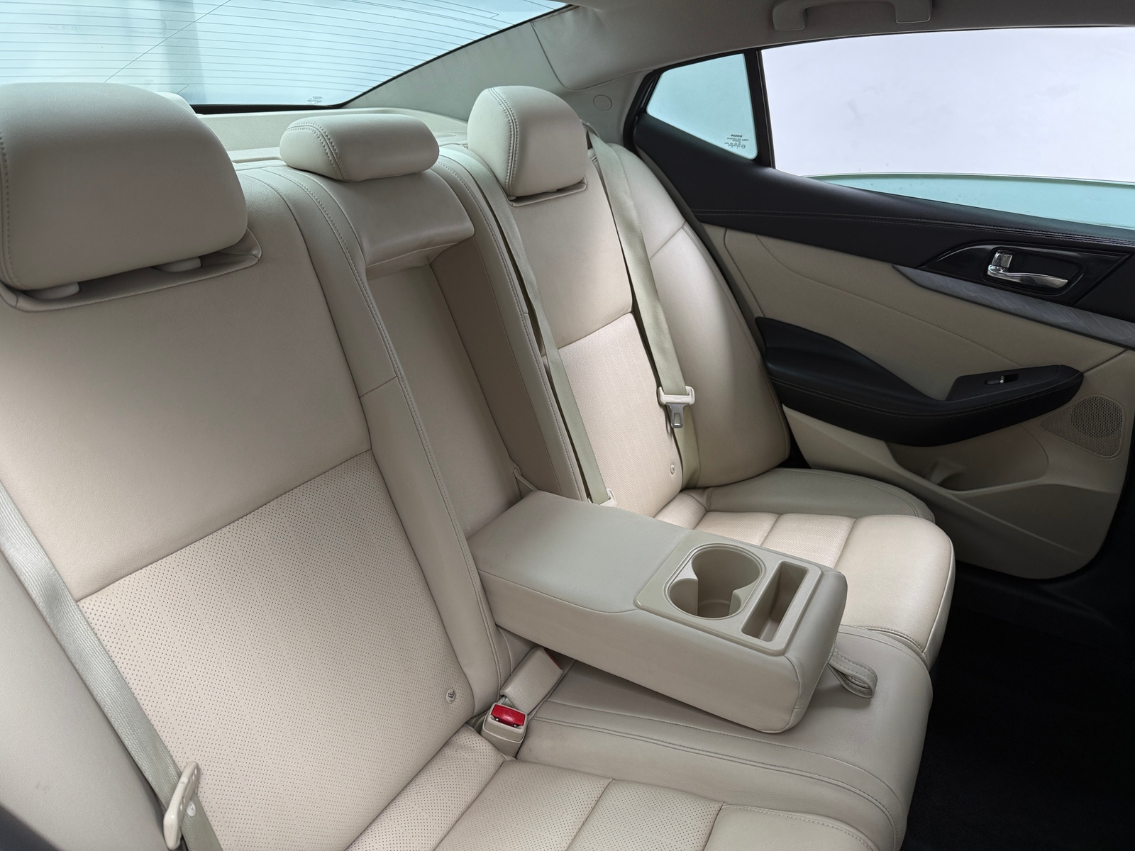 Thumbnail: 2016 Nissan Maxima - 5