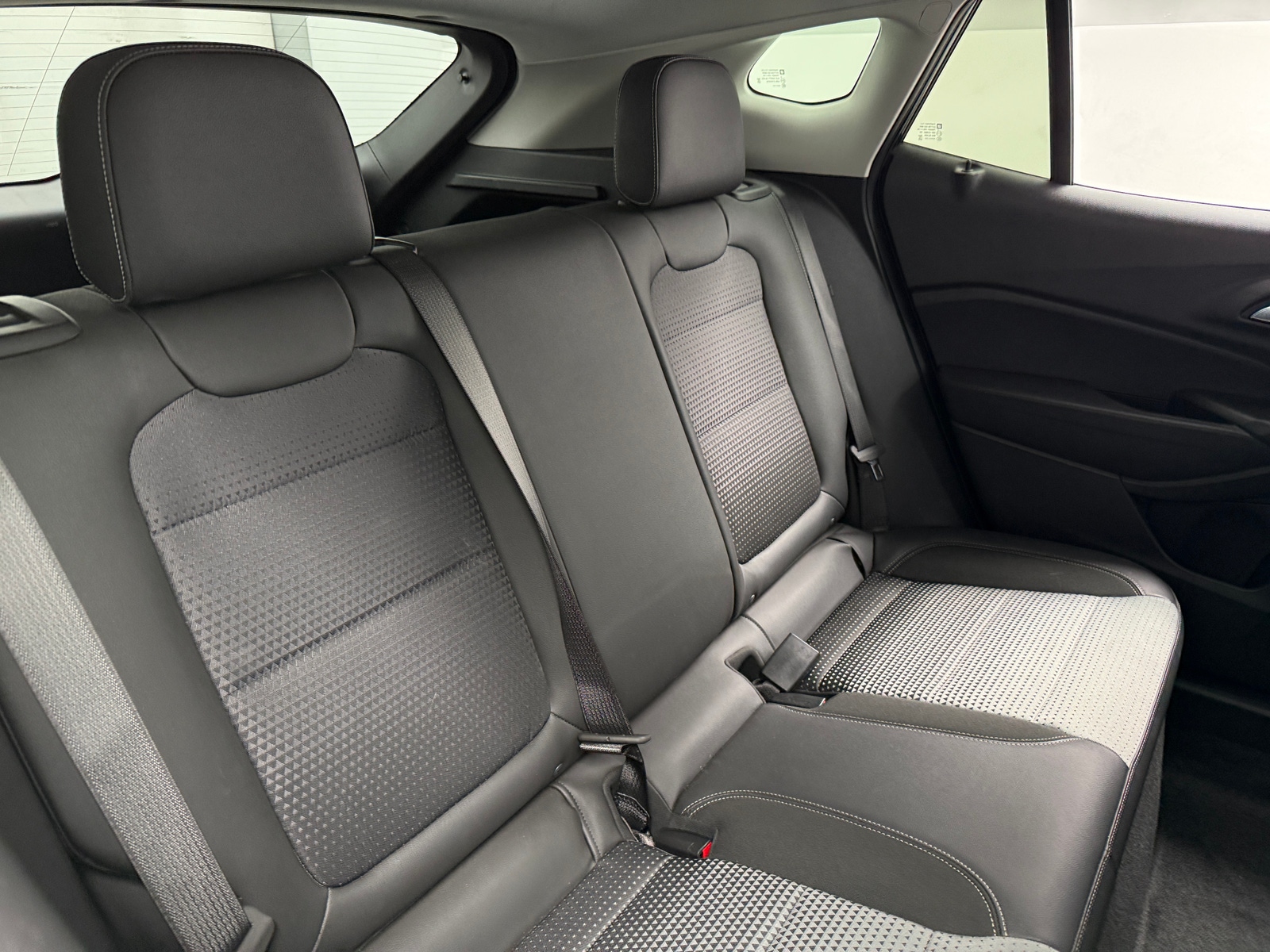 Thumbnail: 2025 Chevrolet Trax - 6