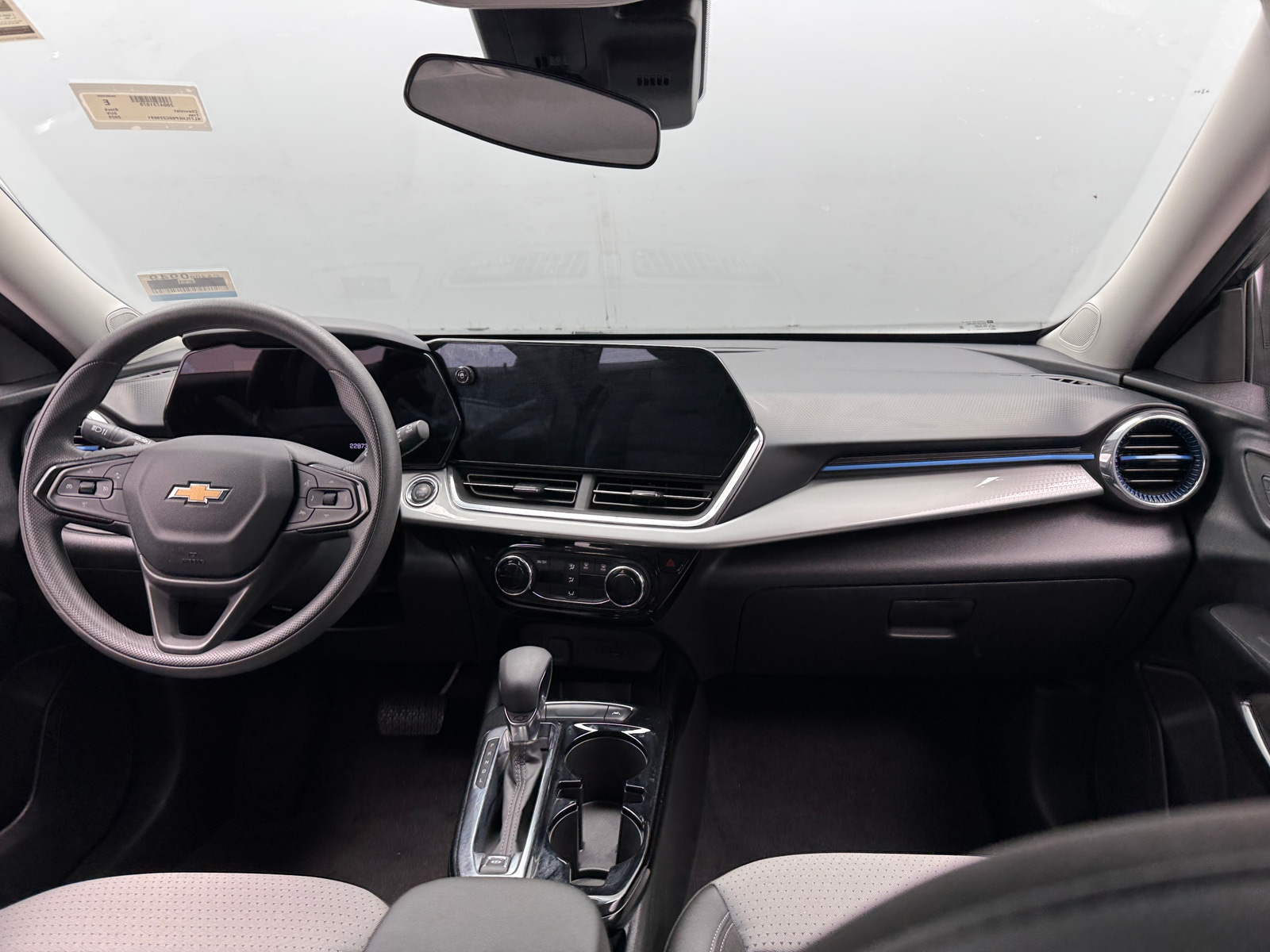 Thumbnail: 2025 Chevrolet Trax - 3