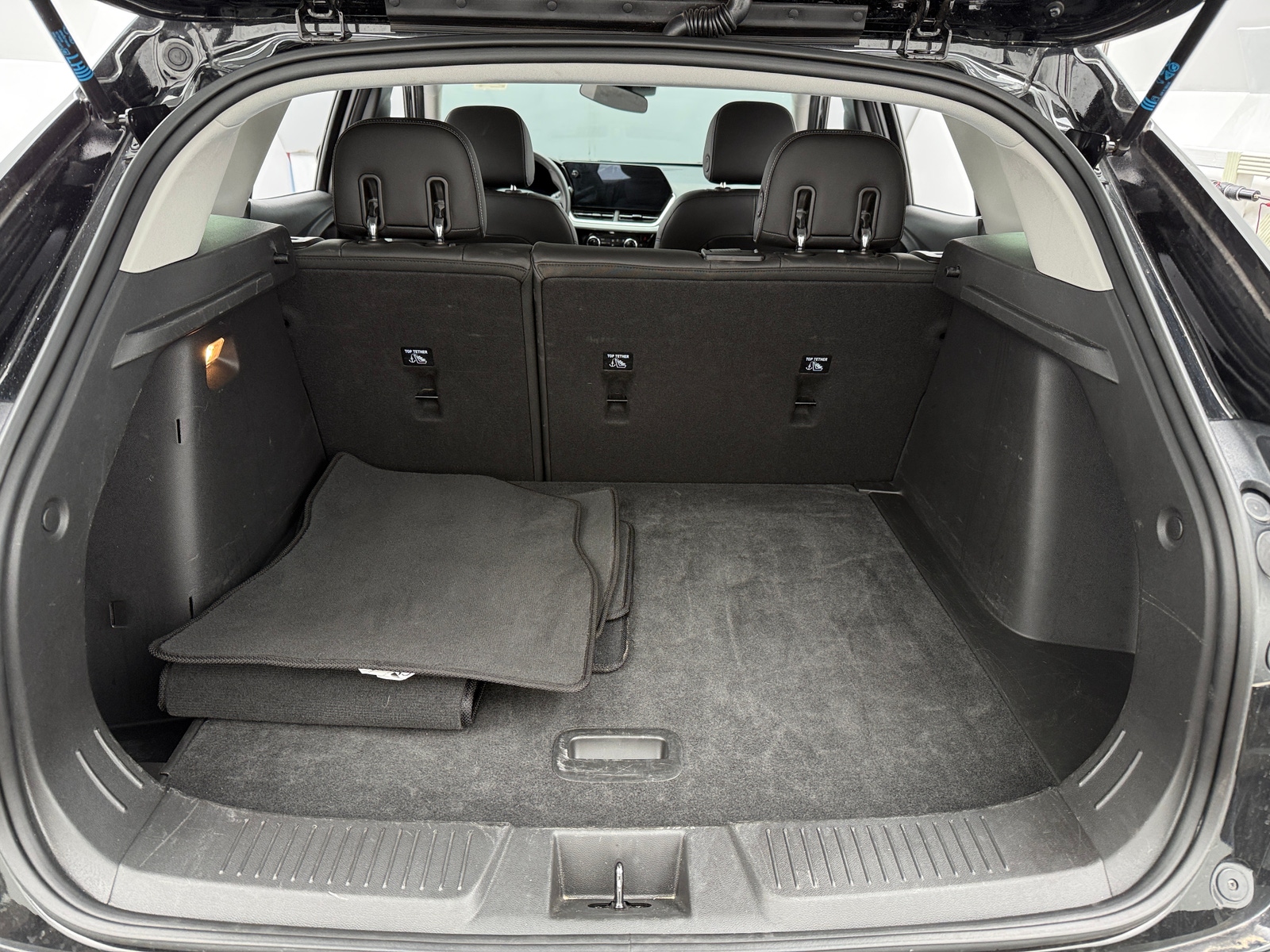 Thumbnail: 2025 Chevrolet Trax - 7