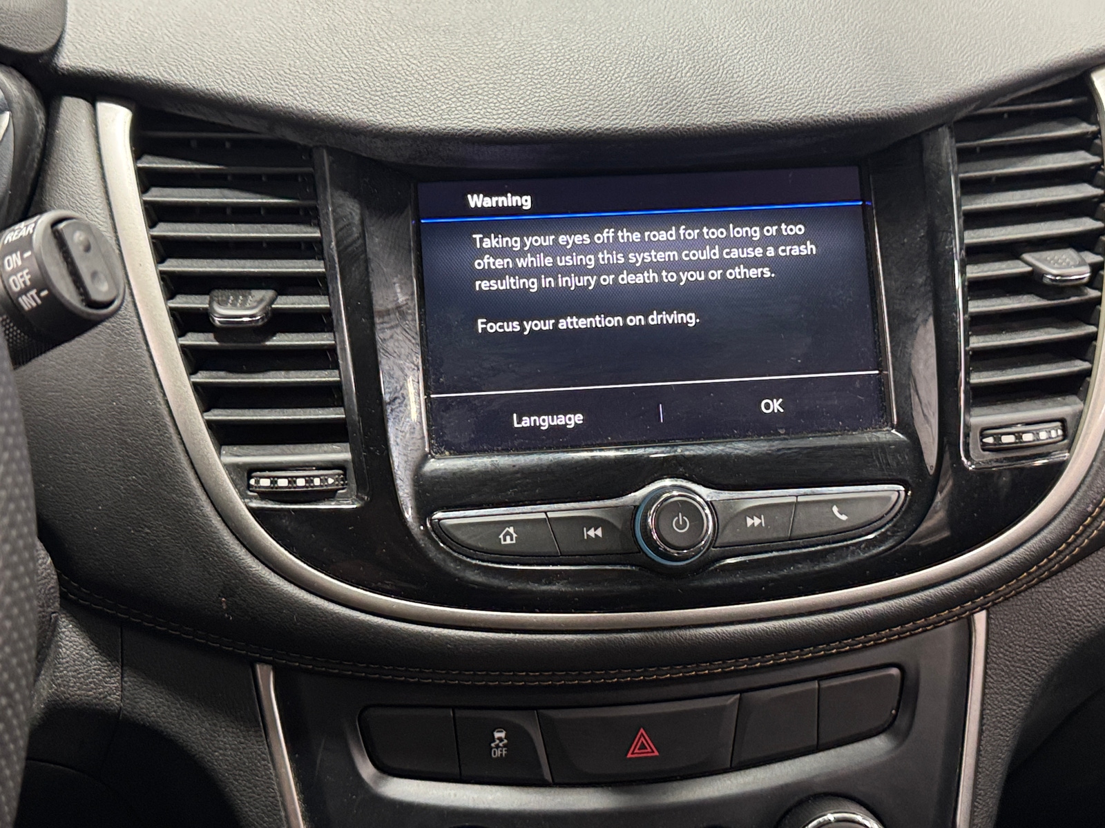 Thumbnail: 2020 Chevrolet Trax - 4