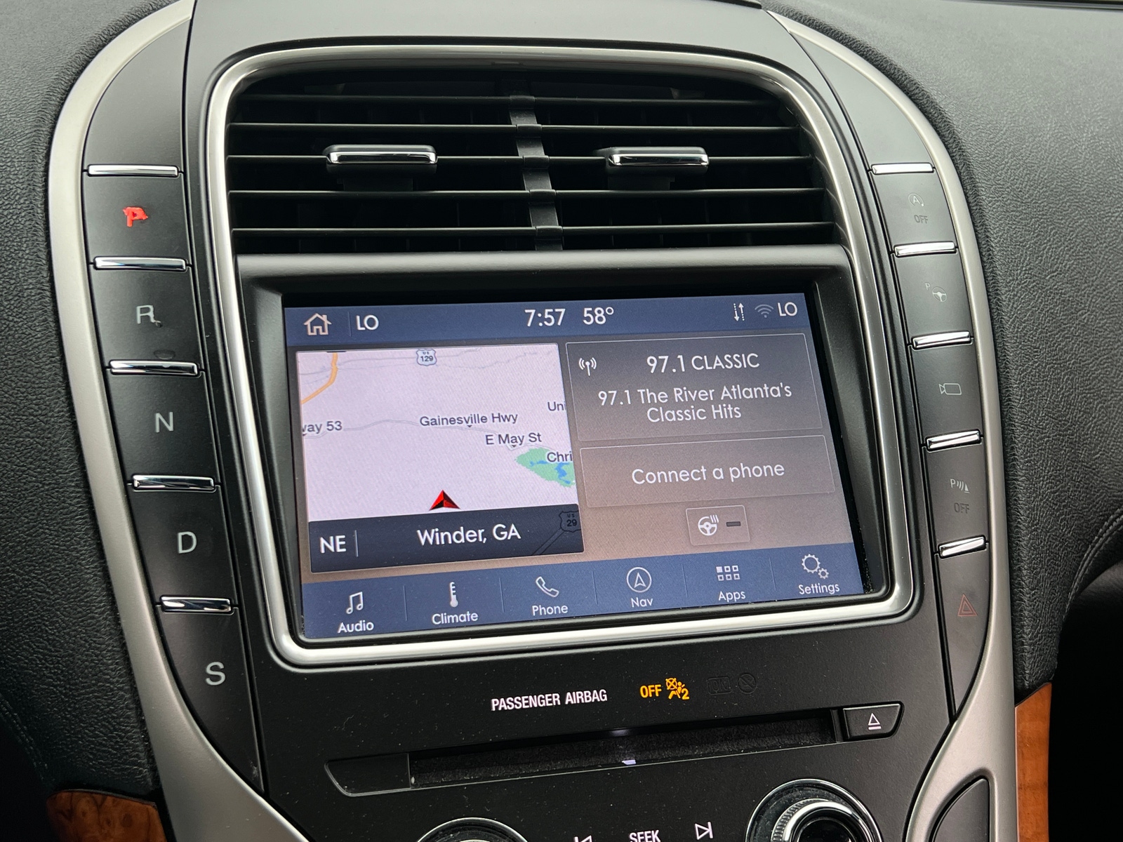 Thumbnail: 2020 Lincoln Nautilus - 3