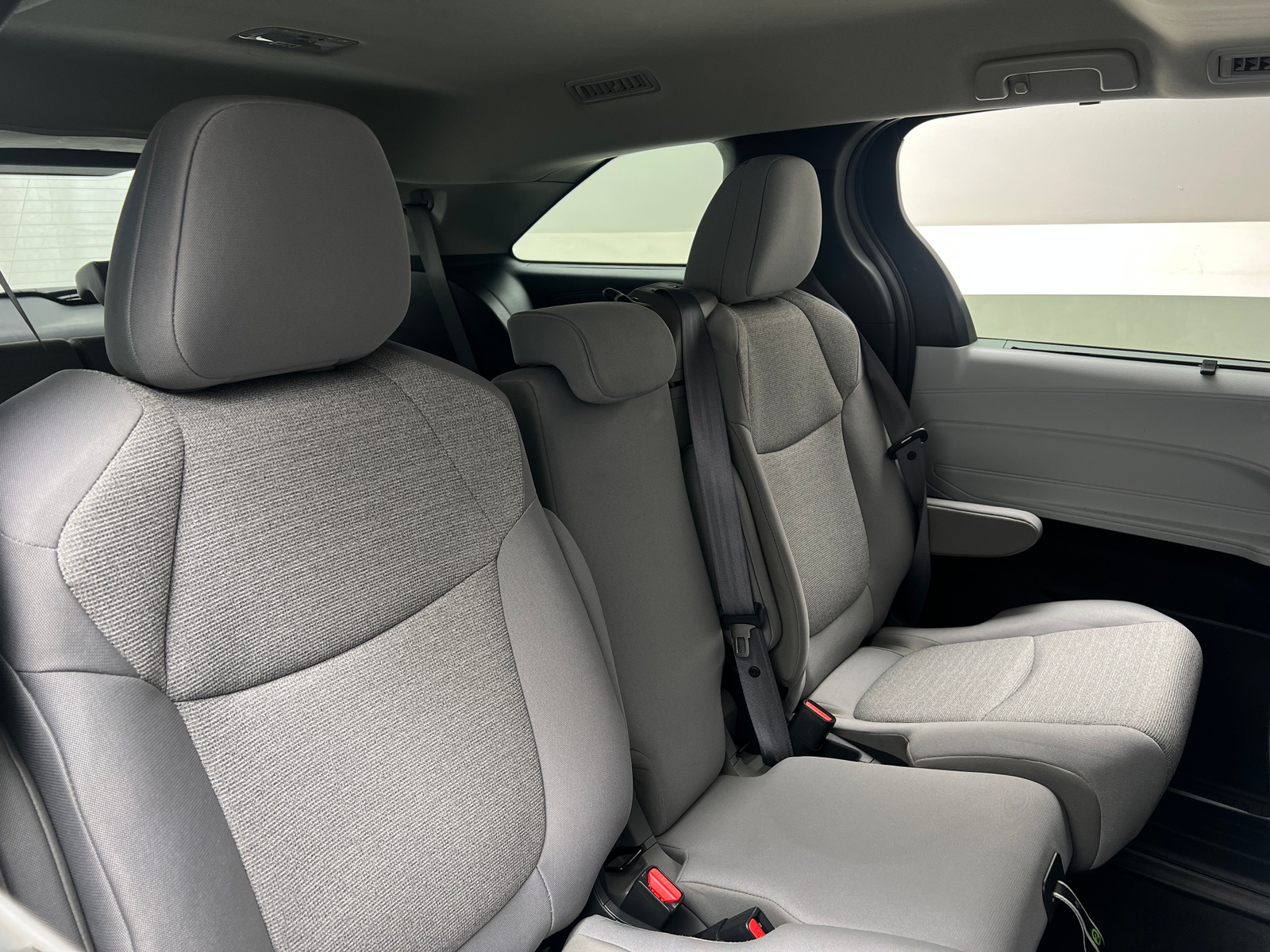 Thumbnail: 2025 Toyota Sienna - 6