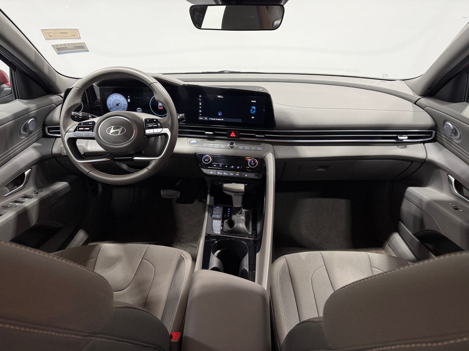 Thumbnail: 2025 Hyundai Elantra - 3