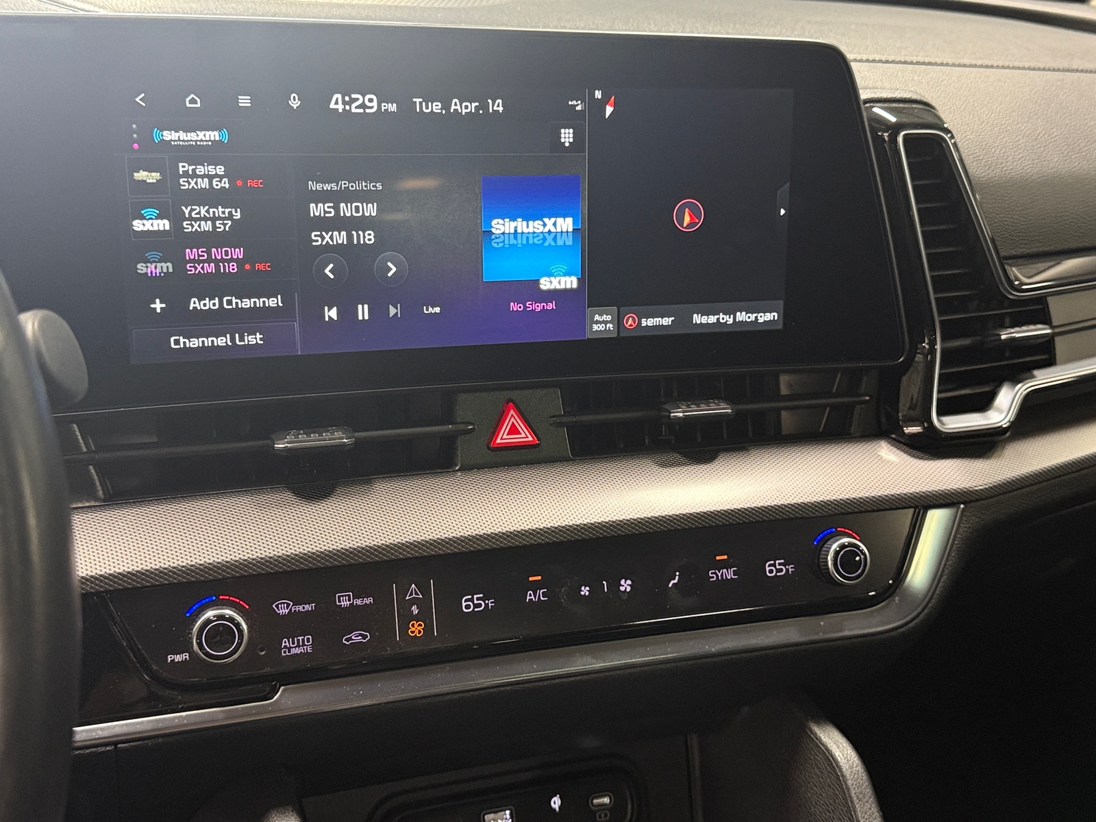 Thumbnail: 2023 Kia Sportage - 3