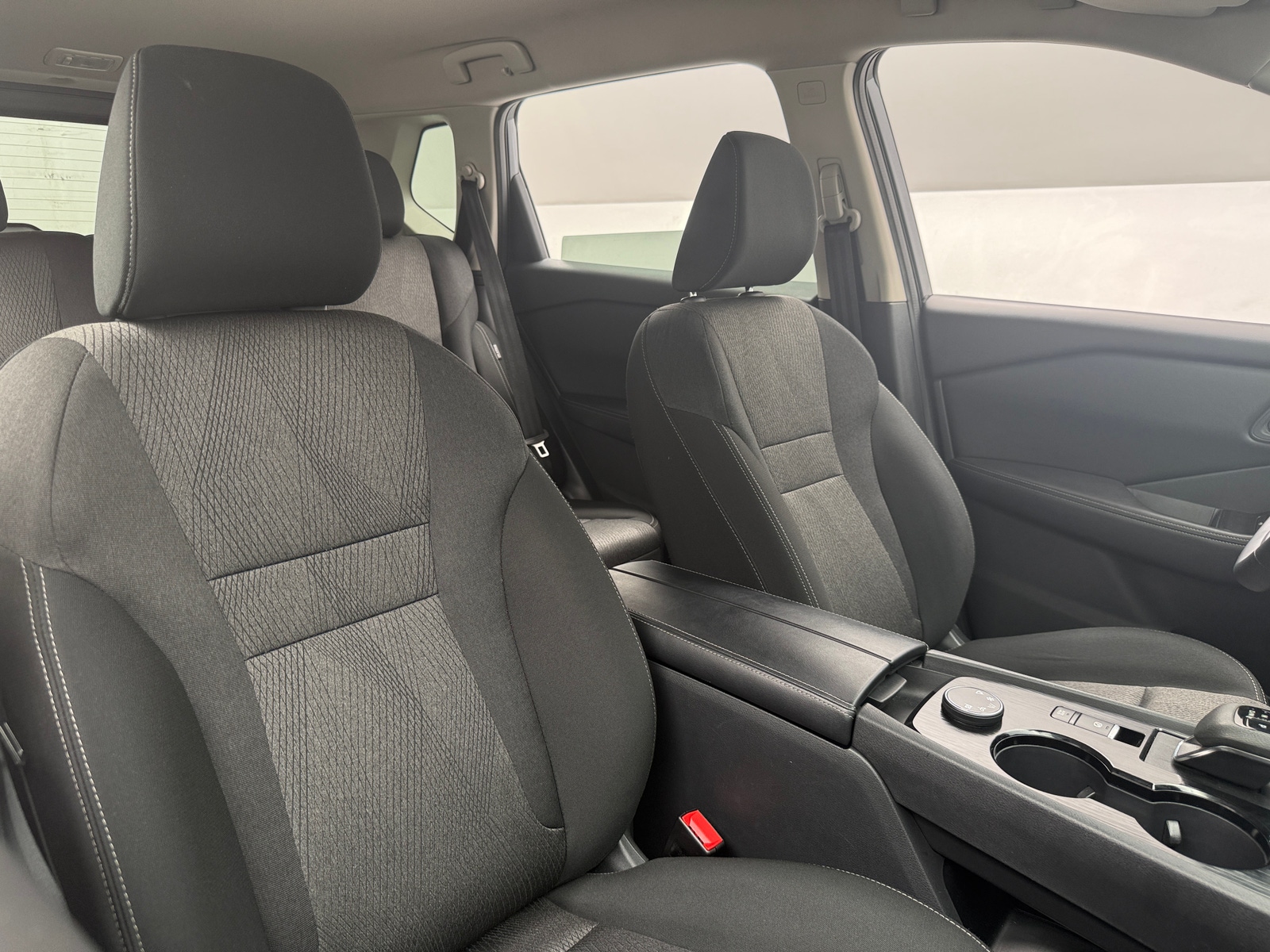 Thumbnail: 2025 Nissan Rogue - 2