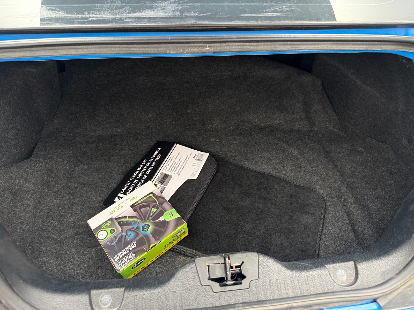 Thumbnail: 2012 Ford Mustang - 3