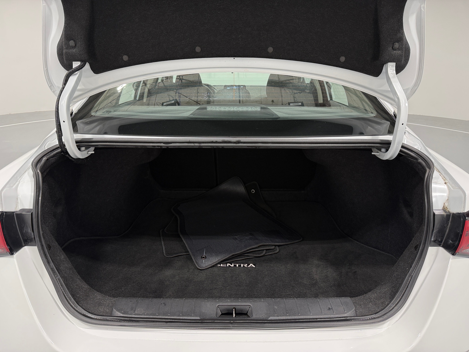 Thumbnail: 2025 Nissan Sentra - 7