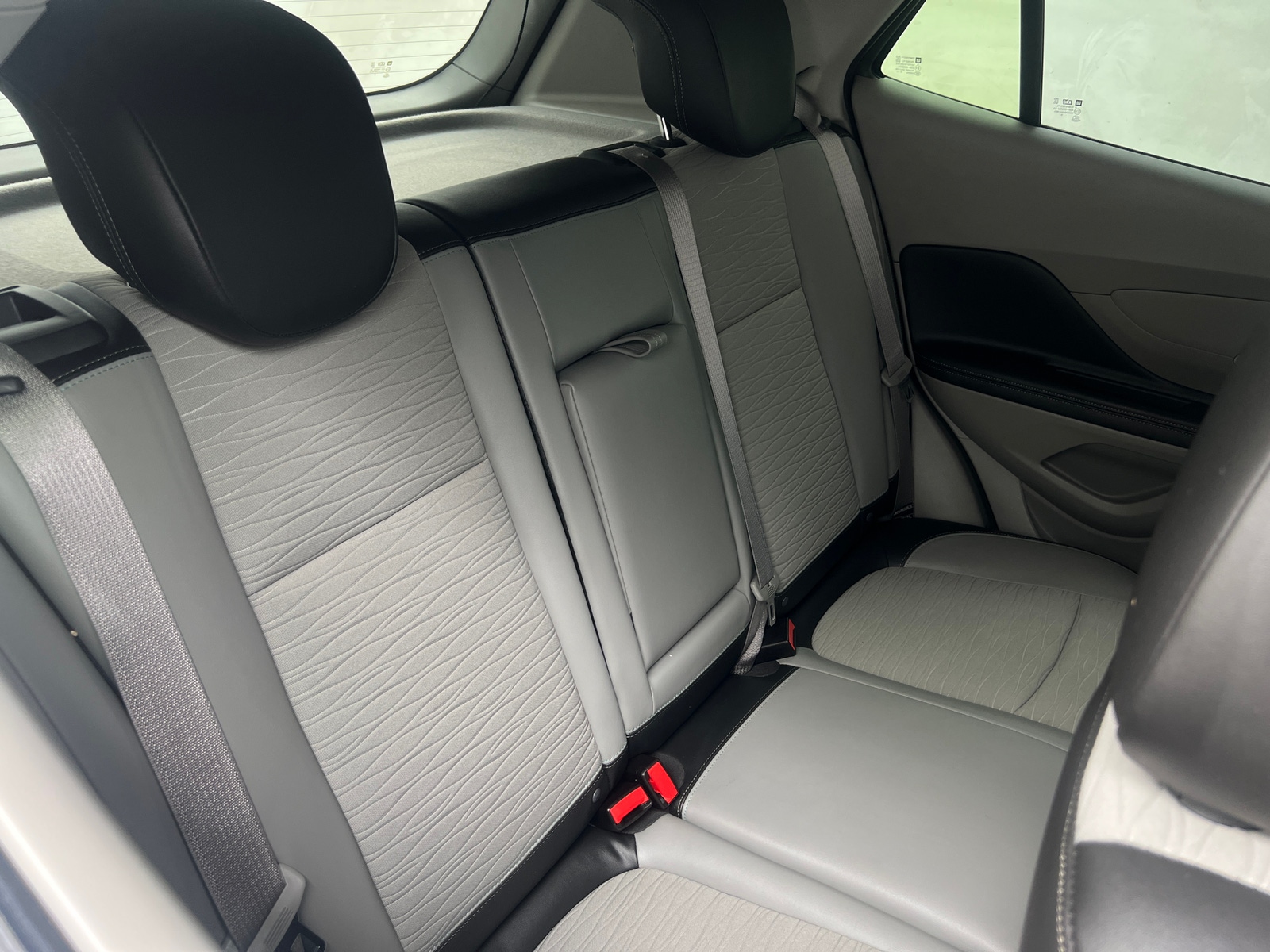 Thumbnail: 2016 Buick Encore - 6